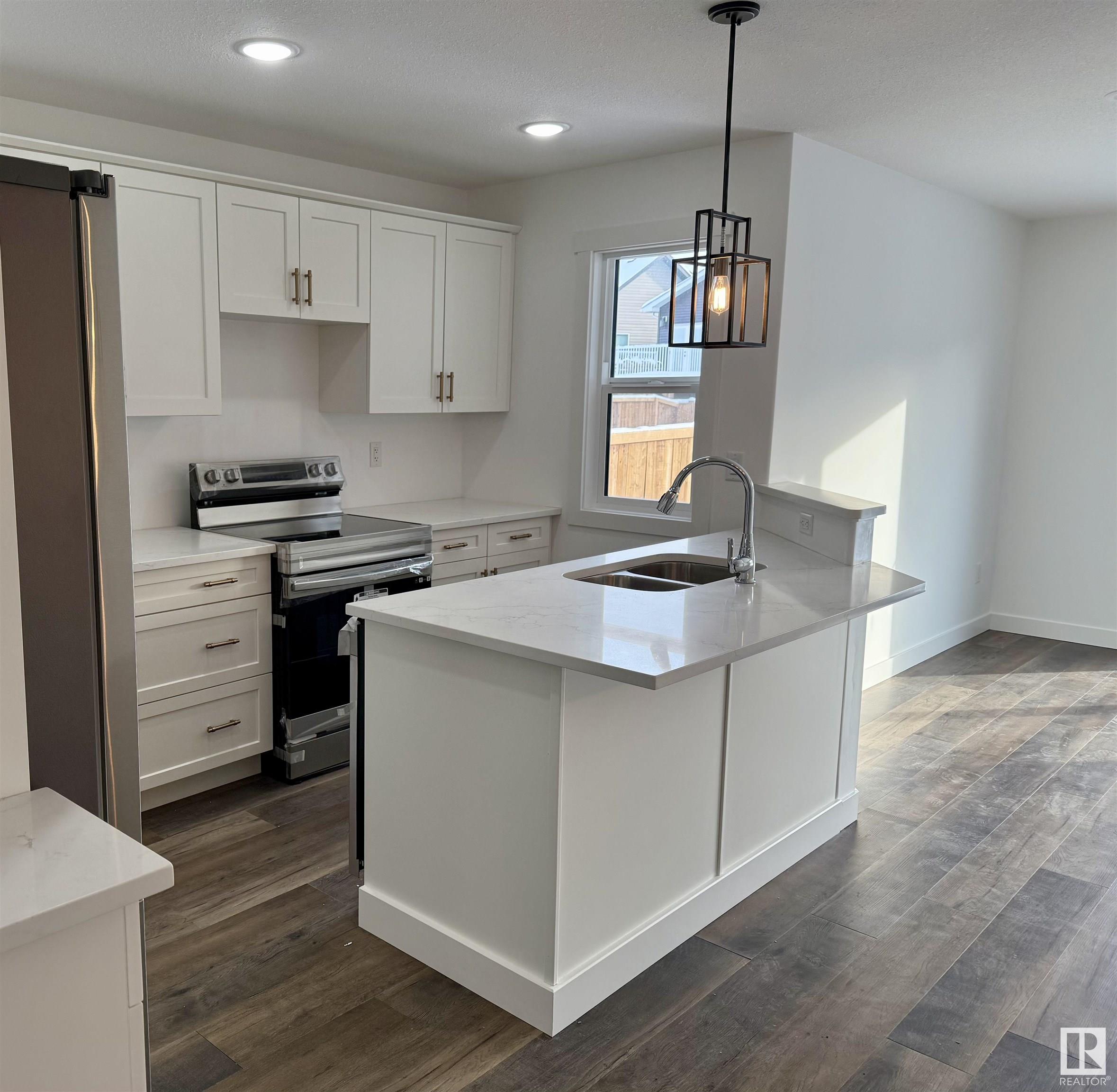      1711A Crestview WY , Cold Lake,  ,T9M 0L8 ;  Listing Number: MLS E4291264