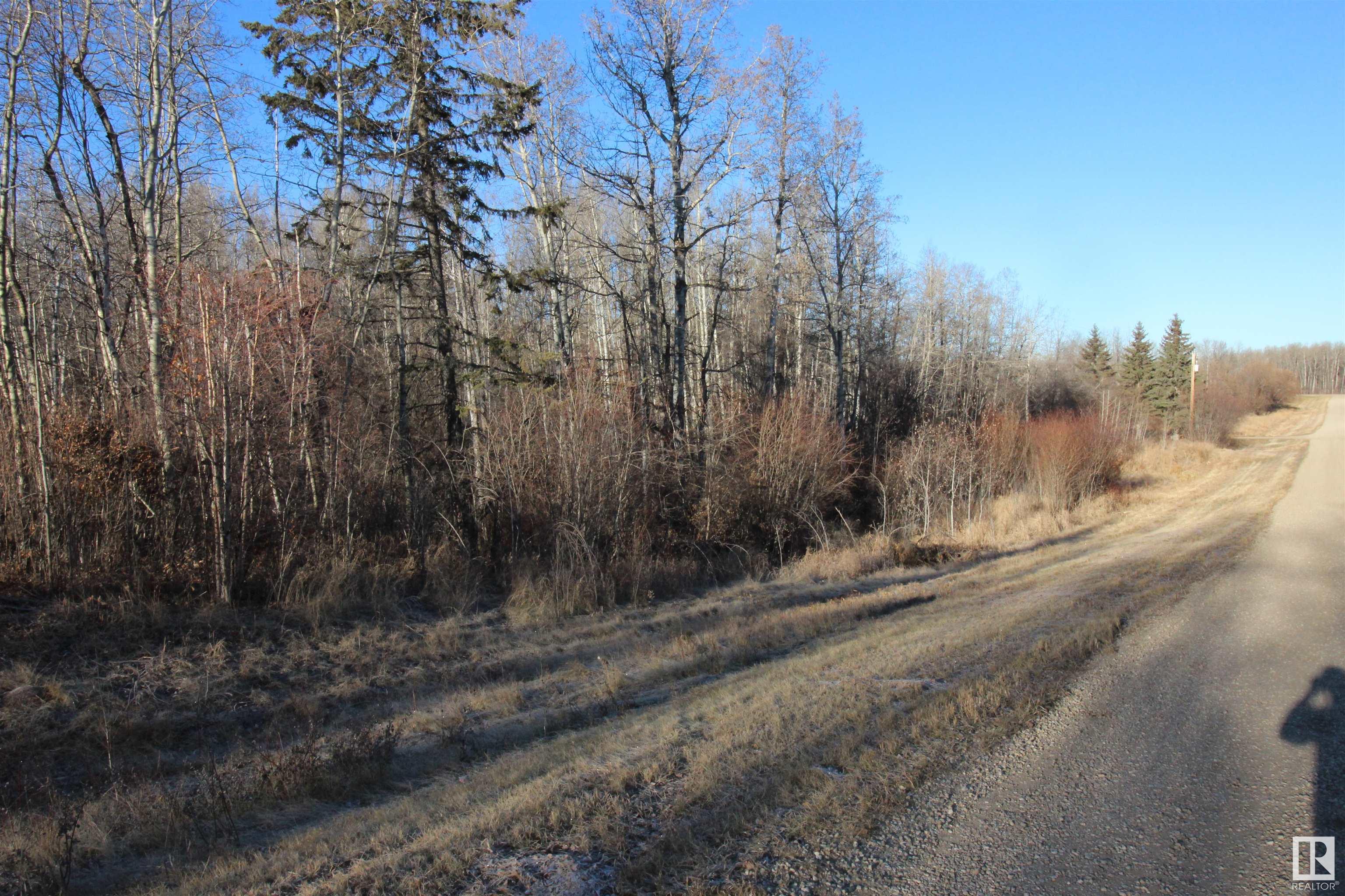     #100 54127 RGE RD 30 , Rural Lac Ste. Anne County,  ,T0E 0A0 ;  Listing Number: MLS E4327730