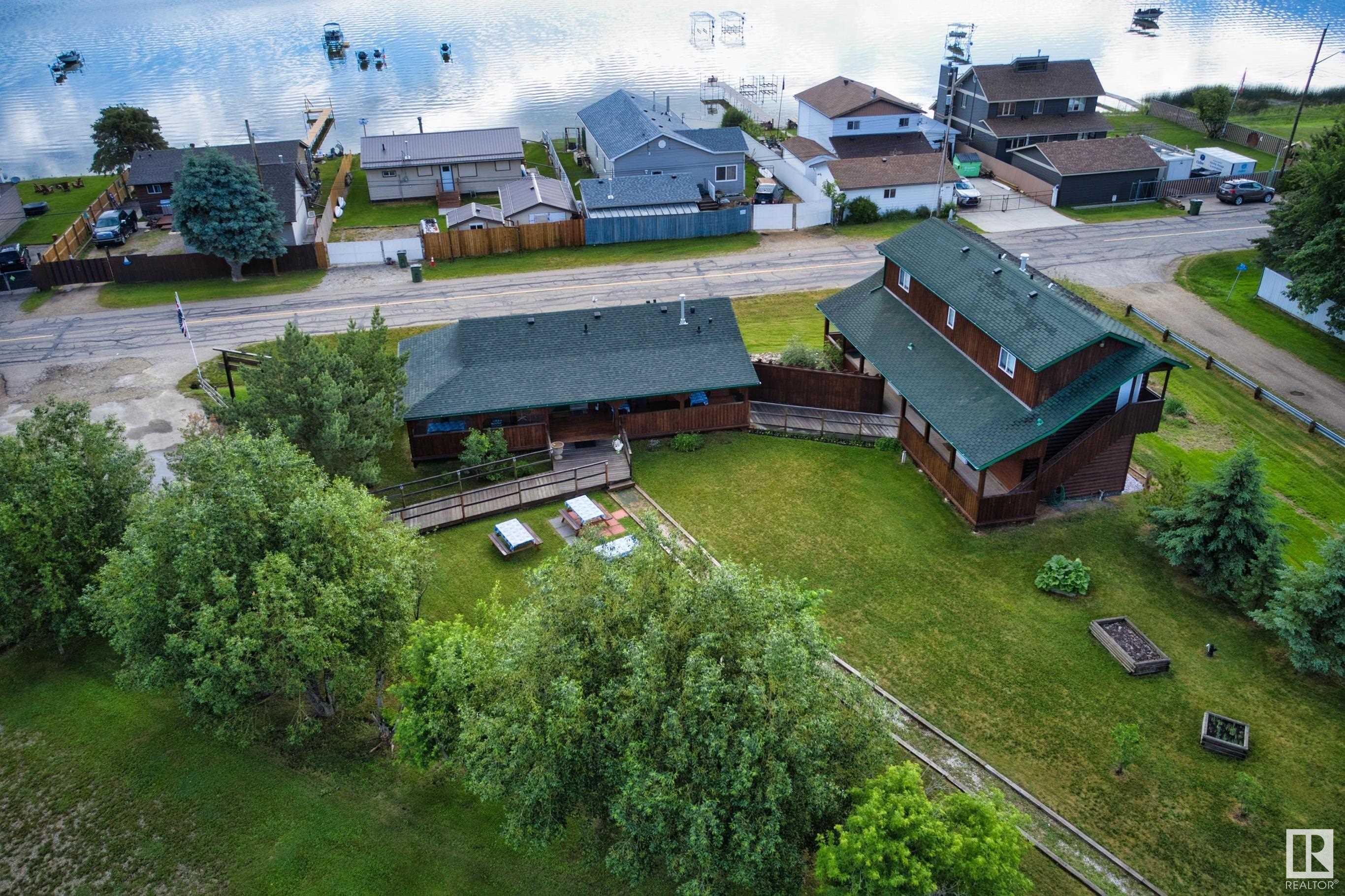      3321 STE. ANNE TRAIL , Rural Lac Ste. Anne County,  ,T0E 0A0 ;  Listing Number: MLS E4344591