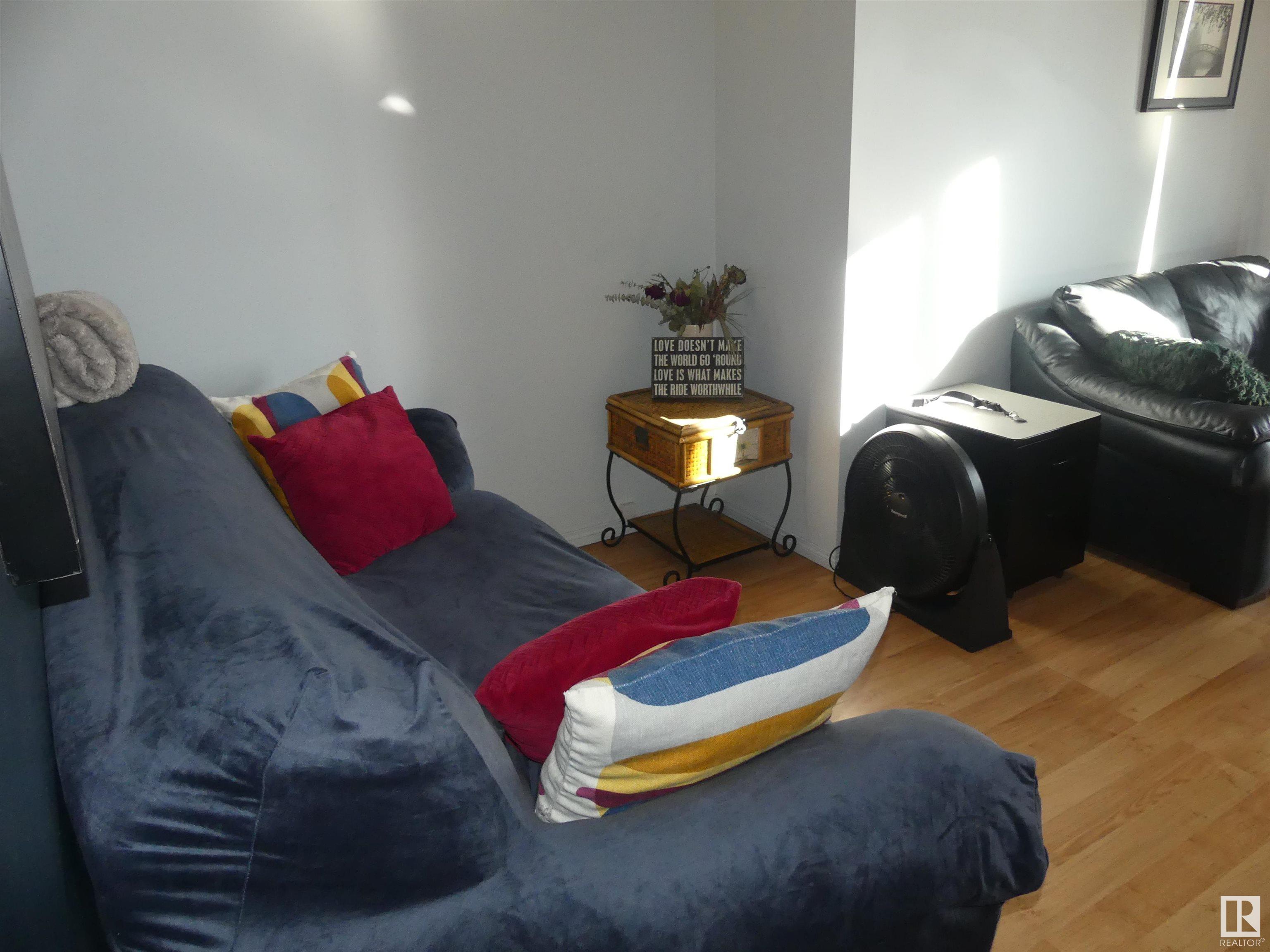      #1410 10024 Jasper AV NW NW , Edmonton,  ,T5J 1R9 ;  Listing Number: MLS E4372963