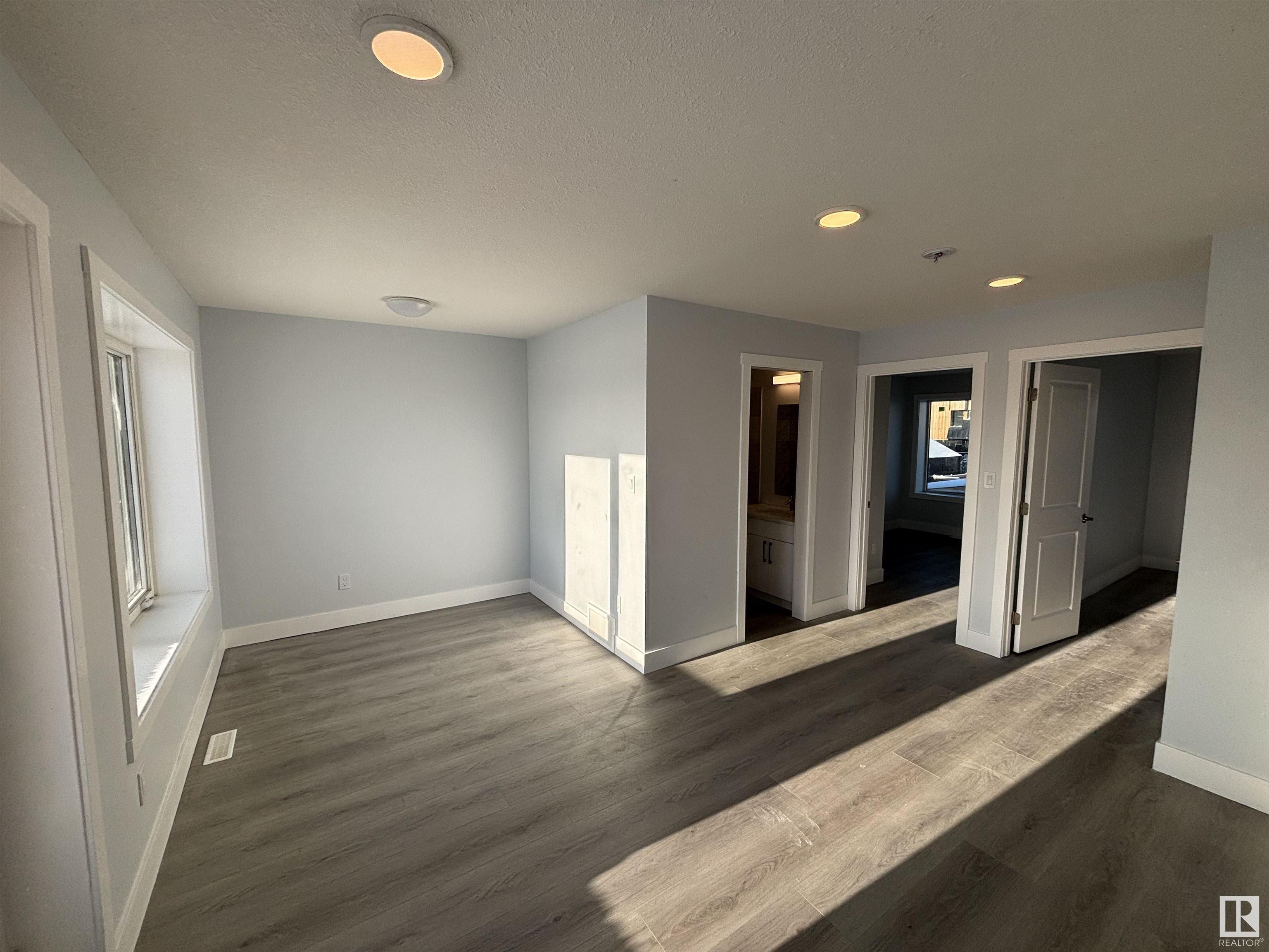      2744 BLATCHFORD RD NW , Edmonton,  ,T5G 0W6 ;  Listing Number: MLS E4375509