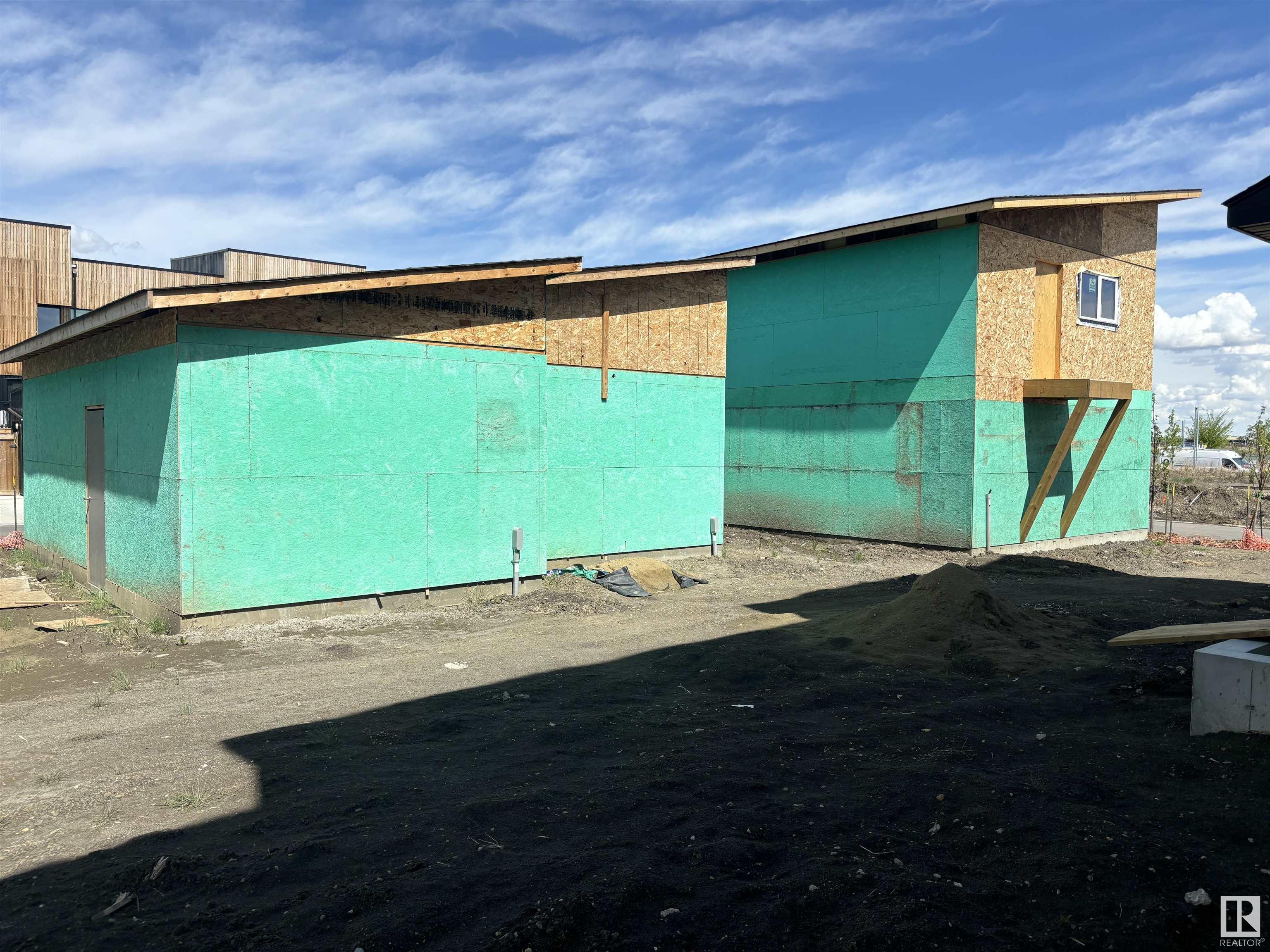      2744 BLATCHFORD RD NW , Edmonton,  ,T5G 0W6 ;  Listing Number: MLS E4375509