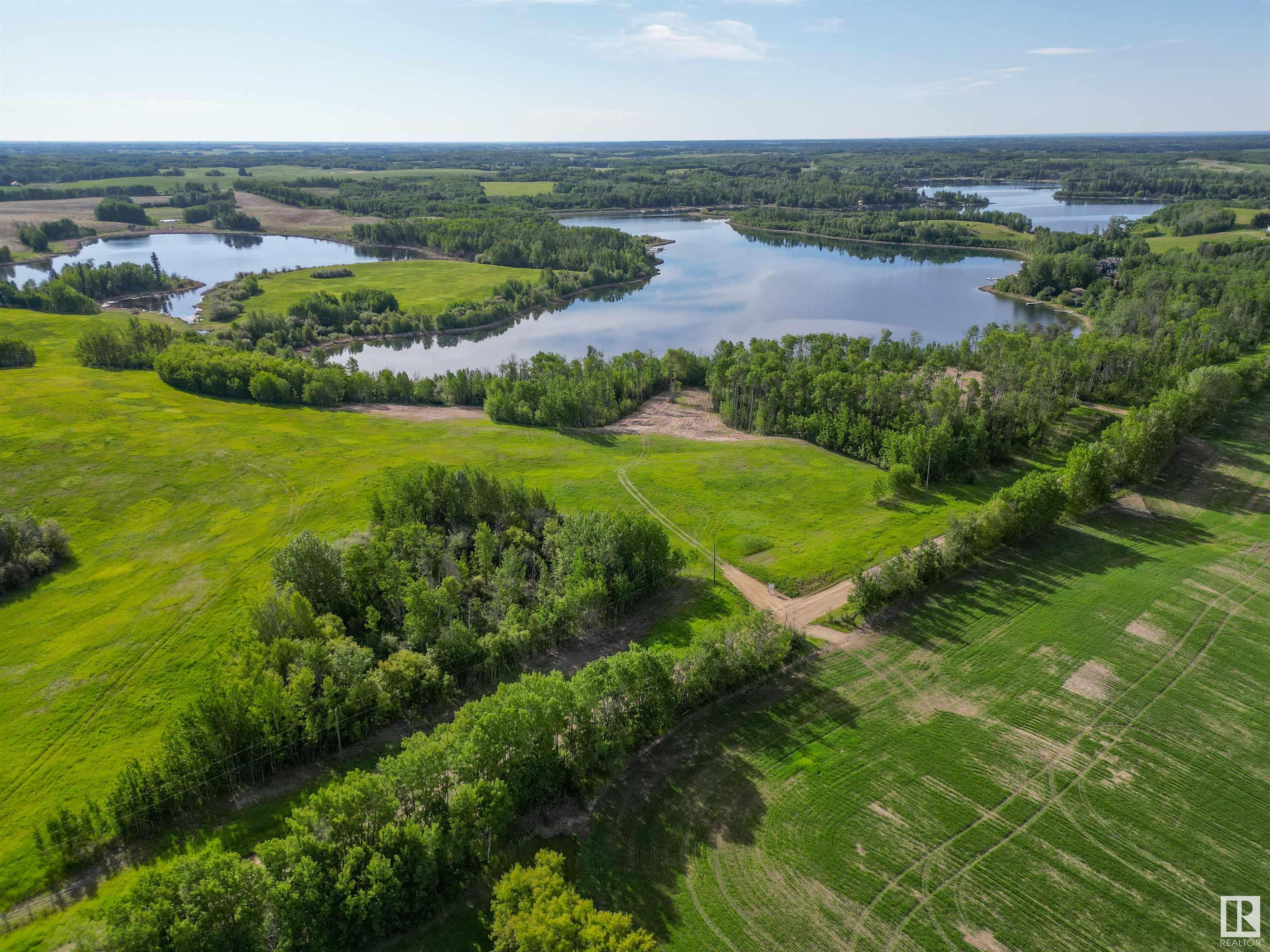      52309 Rge Rd 24 , Rural Parkland County,  ,T0E 0H0 ;  Listing Number: MLS E4377335