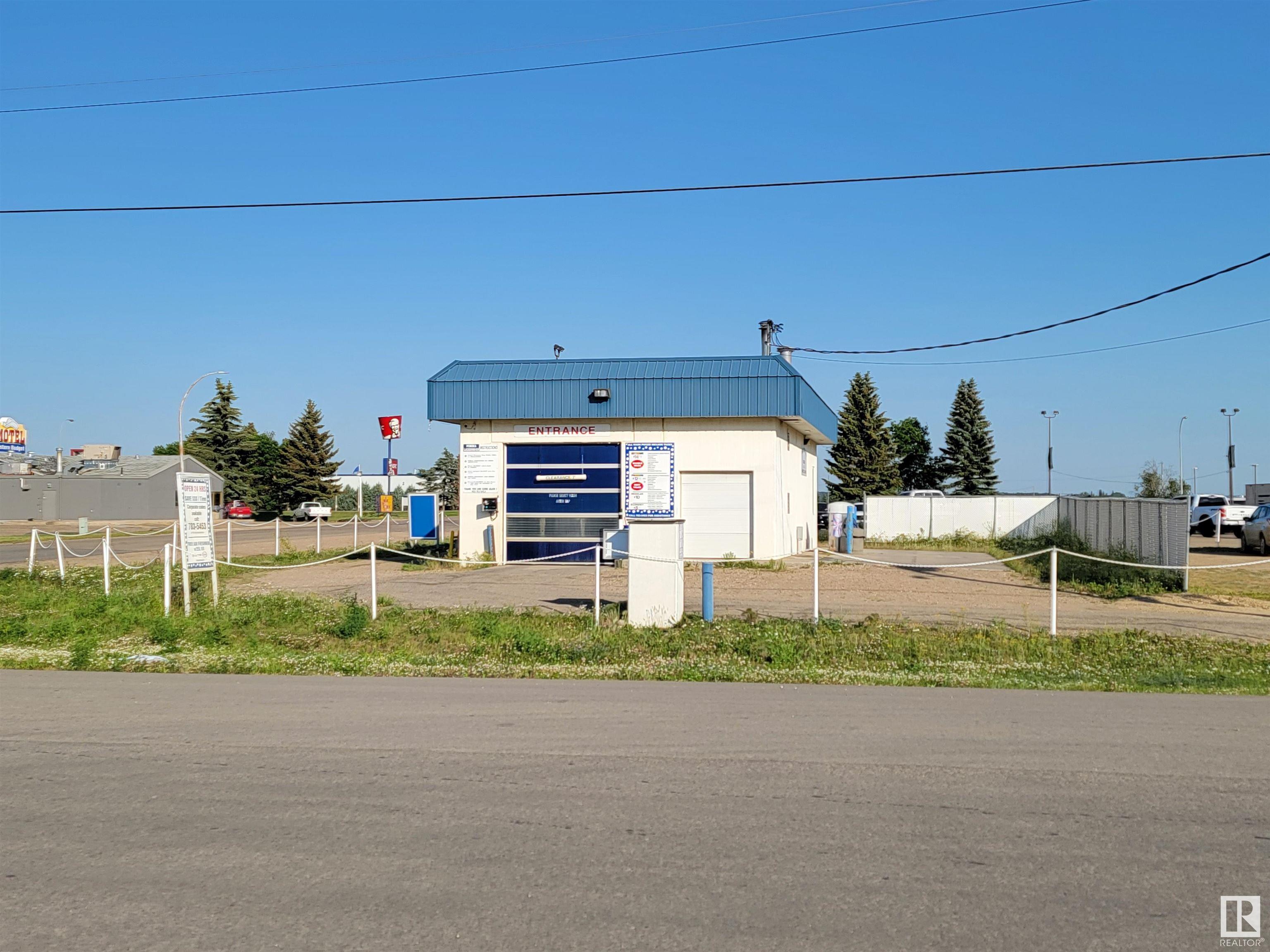      4111 64 ST , Ponoka,  ,T4J 1J8 ;  Listing Number: MLS E4377581