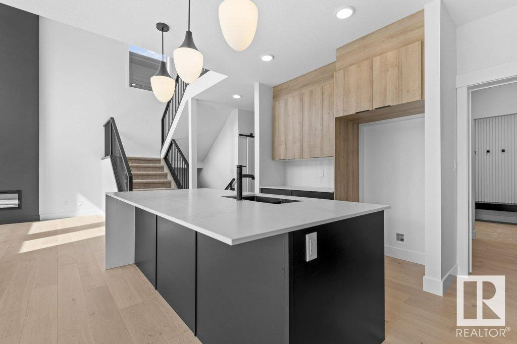     13 FOSBURY LI , Sherwood Park,  ,T8B 0B3 ;  Listing Number: MLS E4381826
