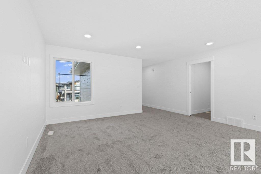      13 FOSBURY LI , Sherwood Park,  ,T8B 0B3 ;  Listing Number: MLS E4381826