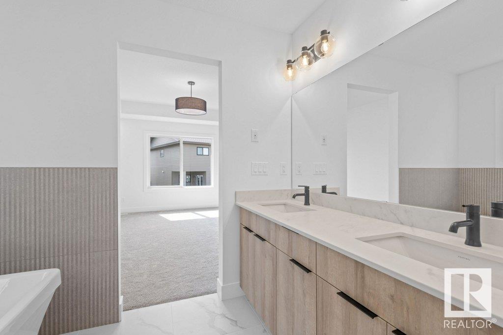      13 FOSBURY LI , Sherwood Park,  ,T8B 0B3 ;  Listing Number: MLS E4381826