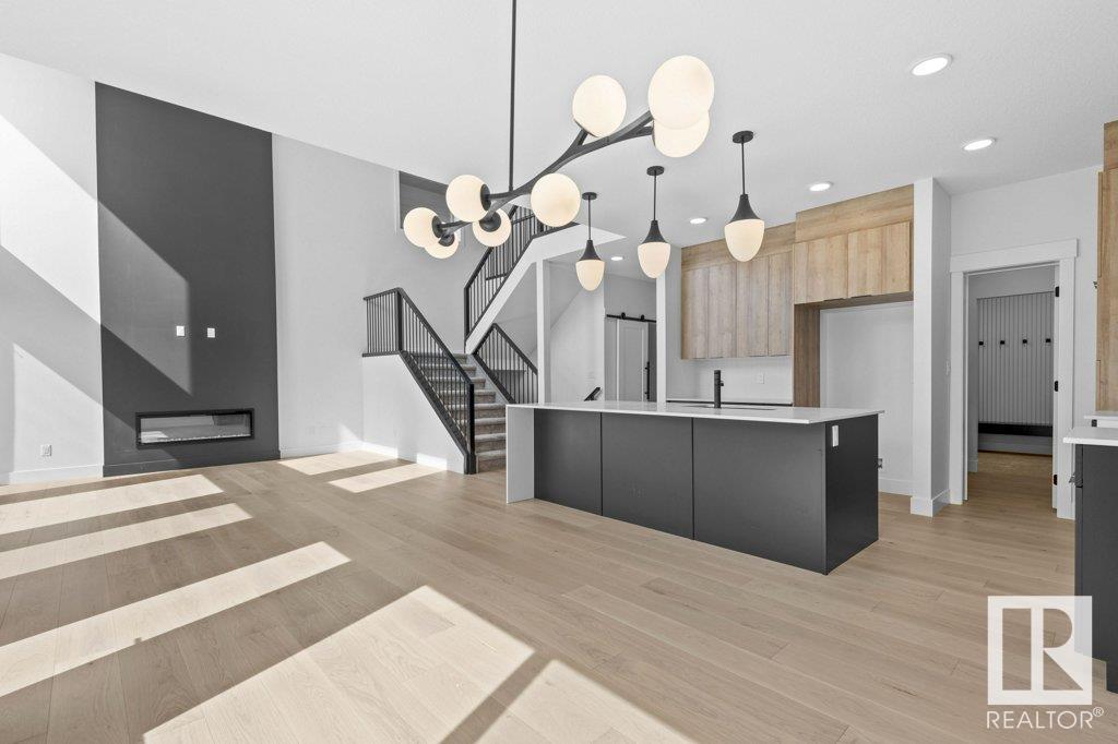      13 FOSBURY LI , Sherwood Park,  ,T8B 0B3 ;  Listing Number: MLS E4381826
