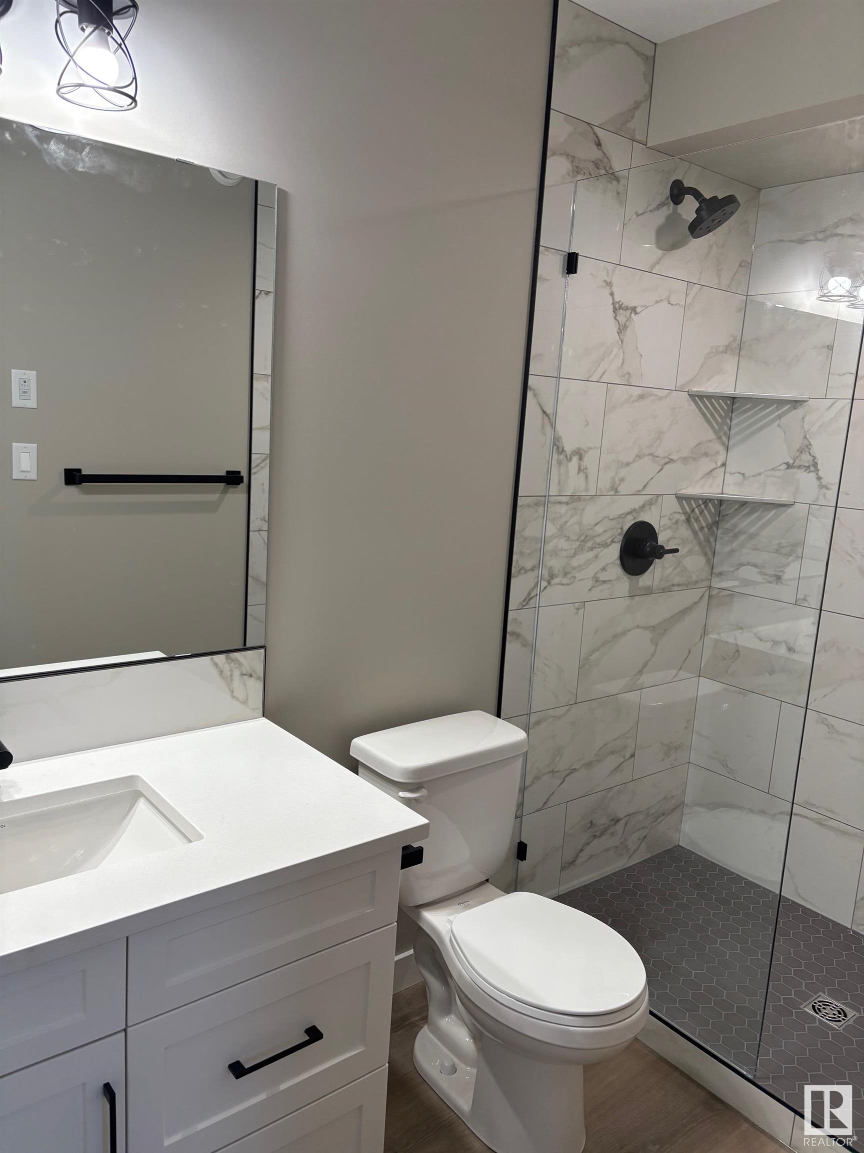      7501 44 AV , Camrose,  ,T4V 4C9 ;  Listing Number: MLS E4383731