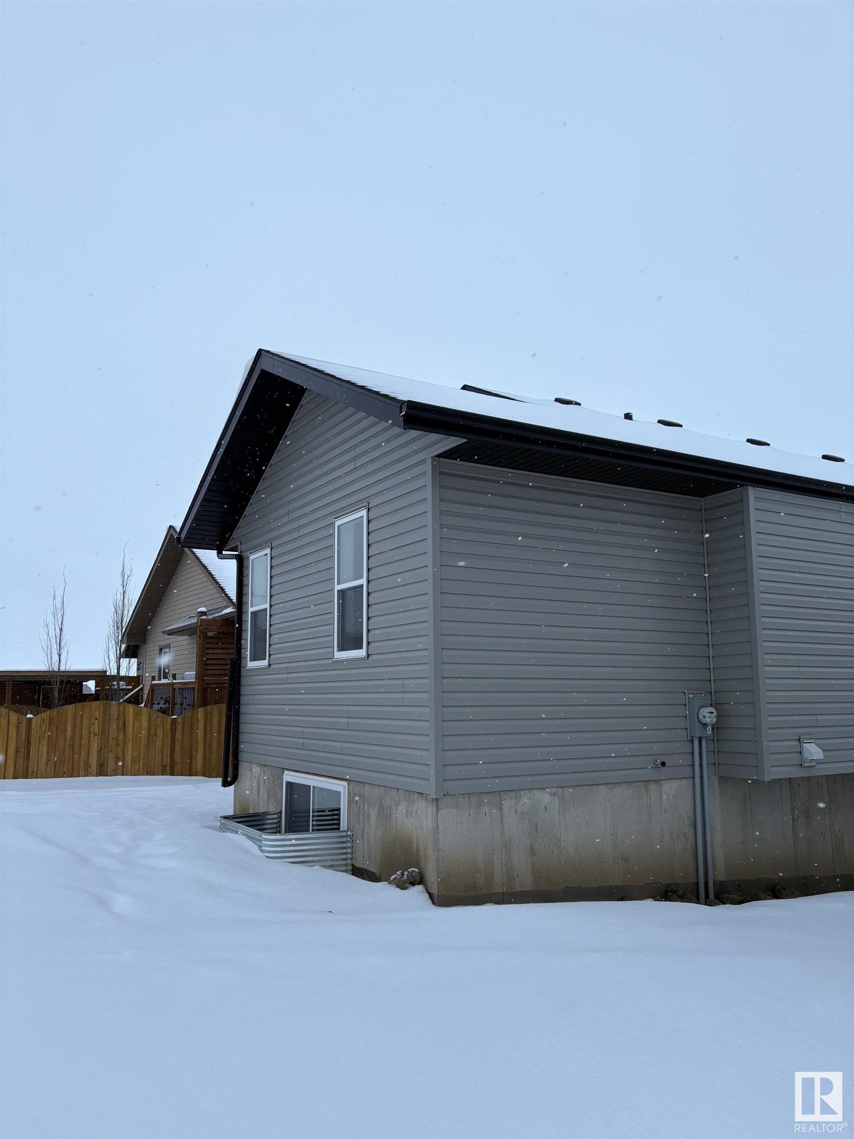      7501 44 AV , Camrose,  ,T4V 4C9 ;  Listing Number: MLS E4383731