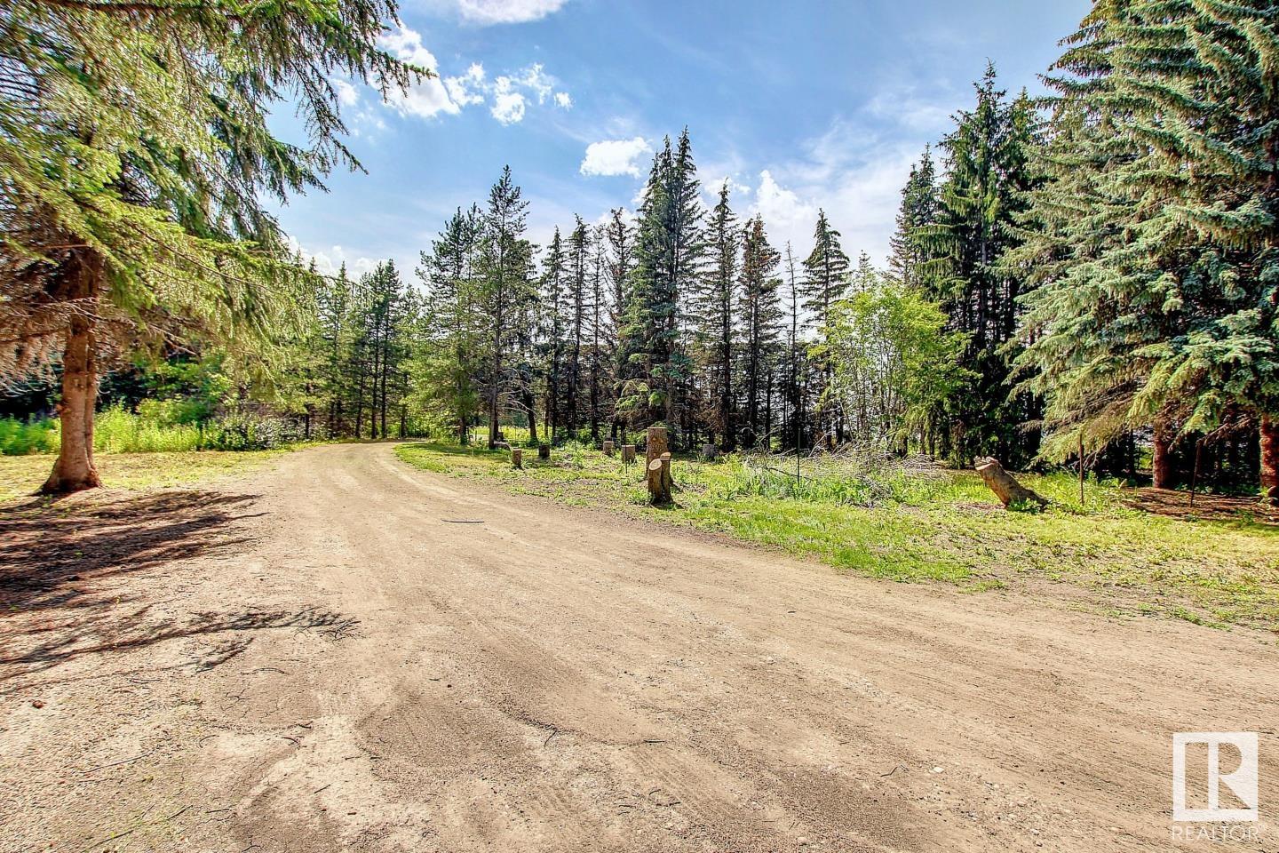      54305 RR 253 , St. Albert,  ,T8T 0S6 ;  Listing Number: MLS E4384158