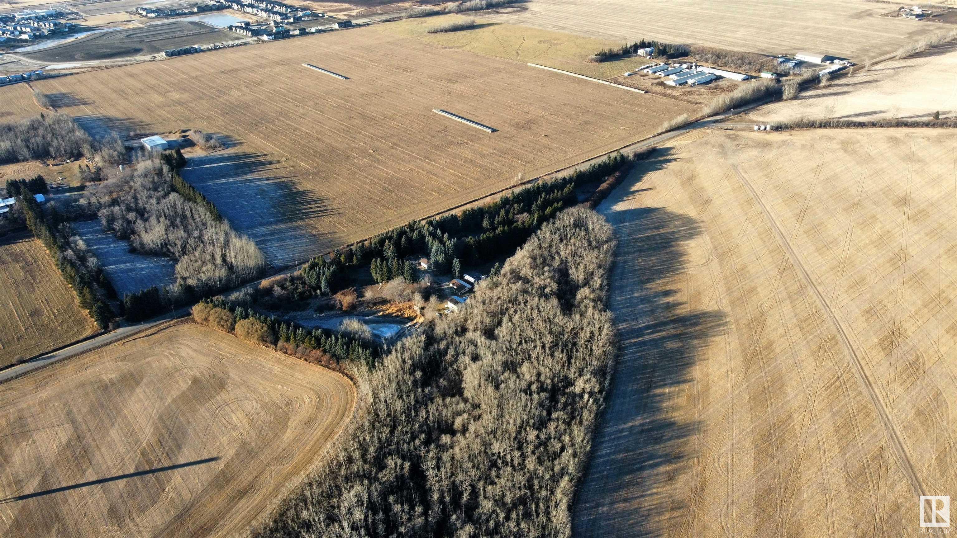      54305 RR 253 , St. Albert,  ,T8T 0S6 ;  Listing Number: MLS E4384158