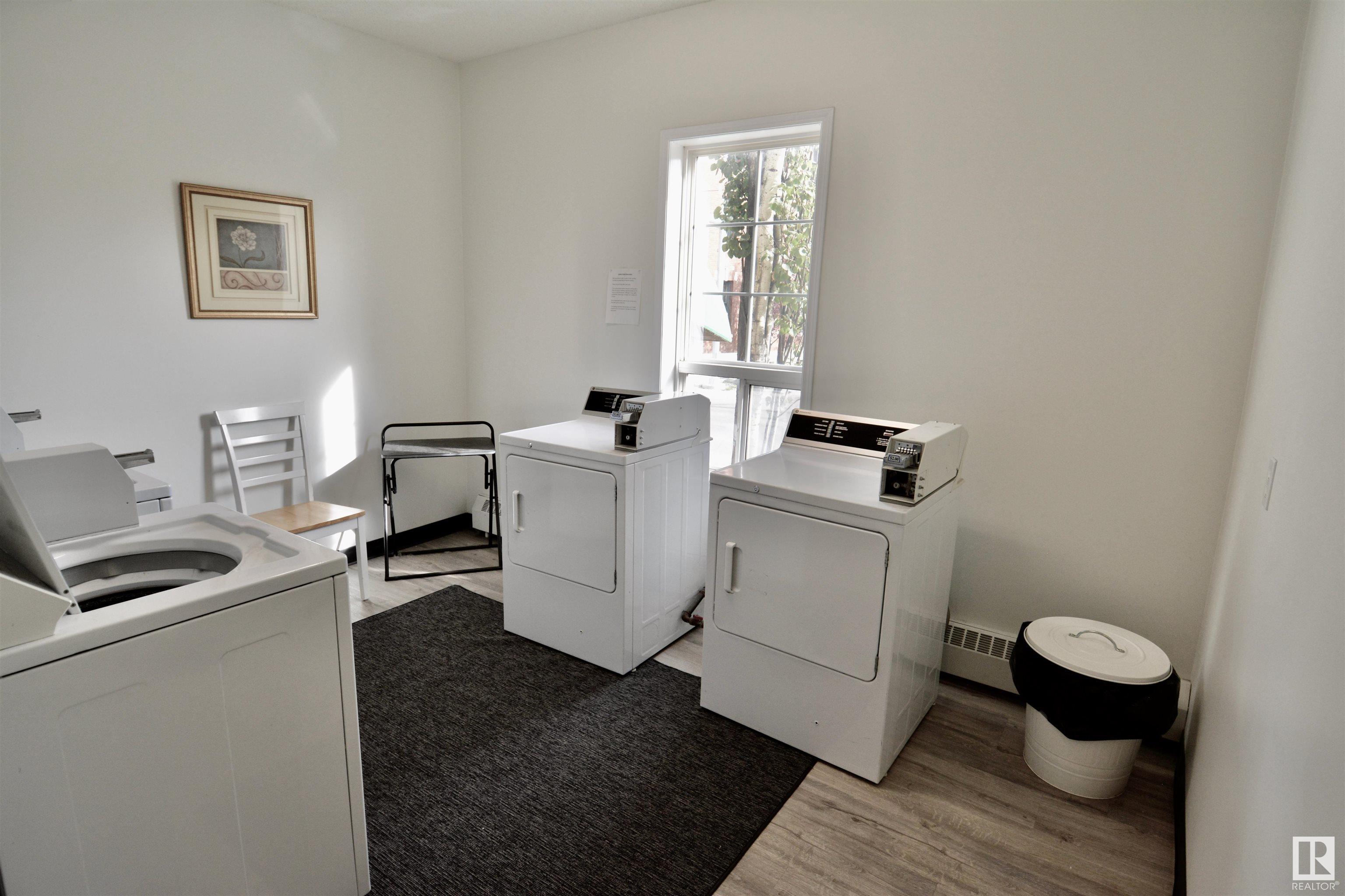      10136 95 ST NW , Edmonton,  ,T5H 2A6 ;  Listing Number: MLS E4385074