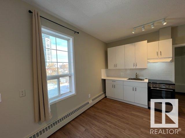     10136 95 ST NW , Edmonton,  ,T5H 2A6 ;  Listing Number: MLS E4385074