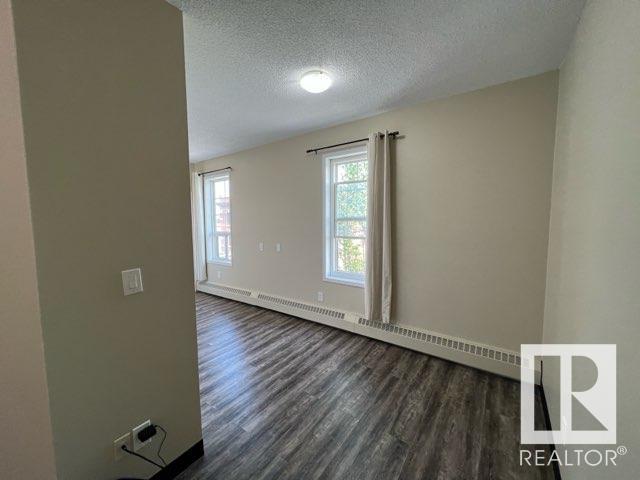      10136 95 ST NW , Edmonton,  ,T5H 2A6 ;  Listing Number: MLS E4385074