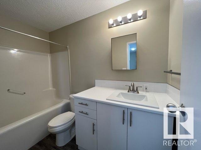      10136 95 ST NW , Edmonton,  ,T5H 2A6 ;  Listing Number: MLS E4385074