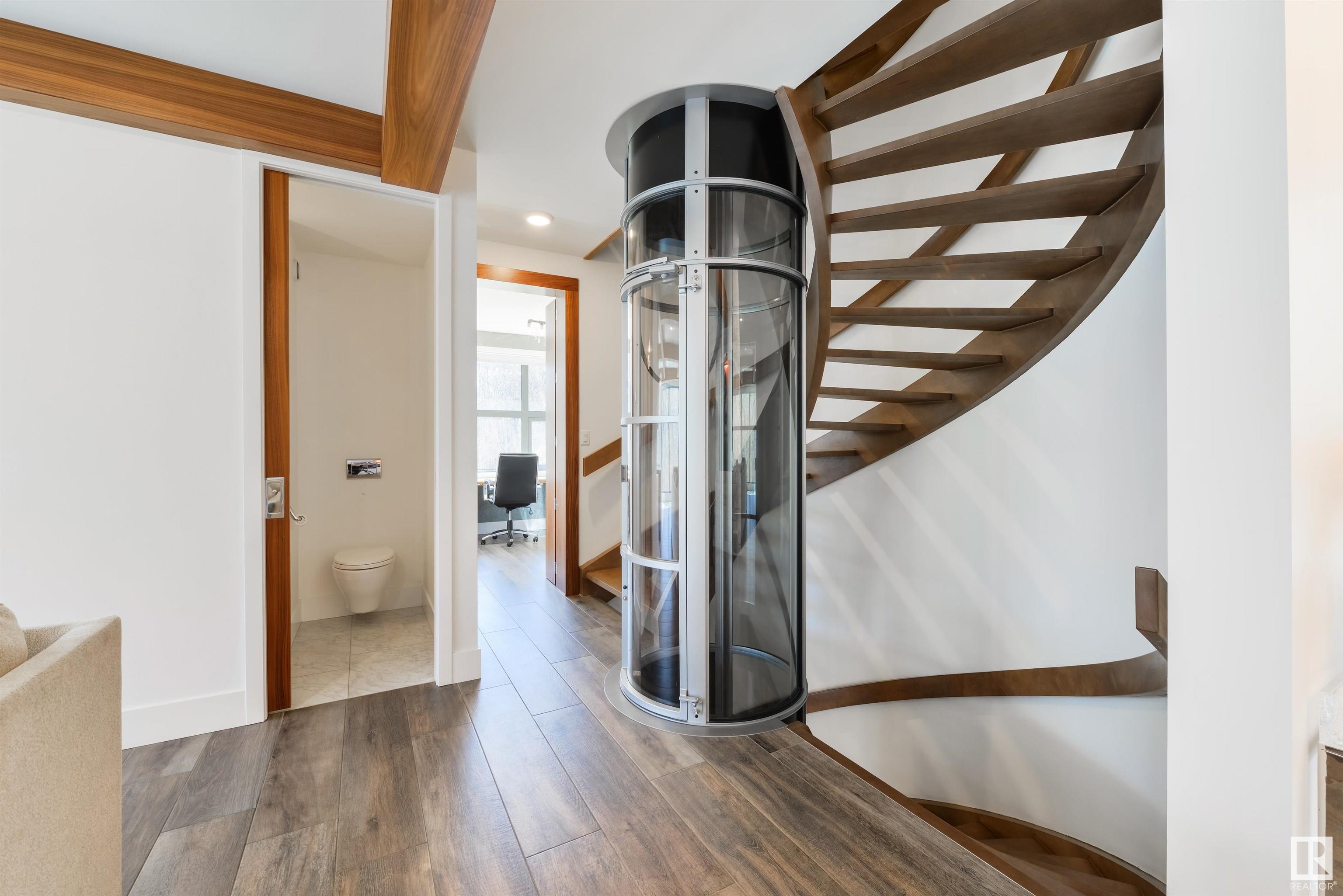      9213 97 ST NW , Edmonton,  ,T6E 3L1 ;  Listing Number: MLS E4385749