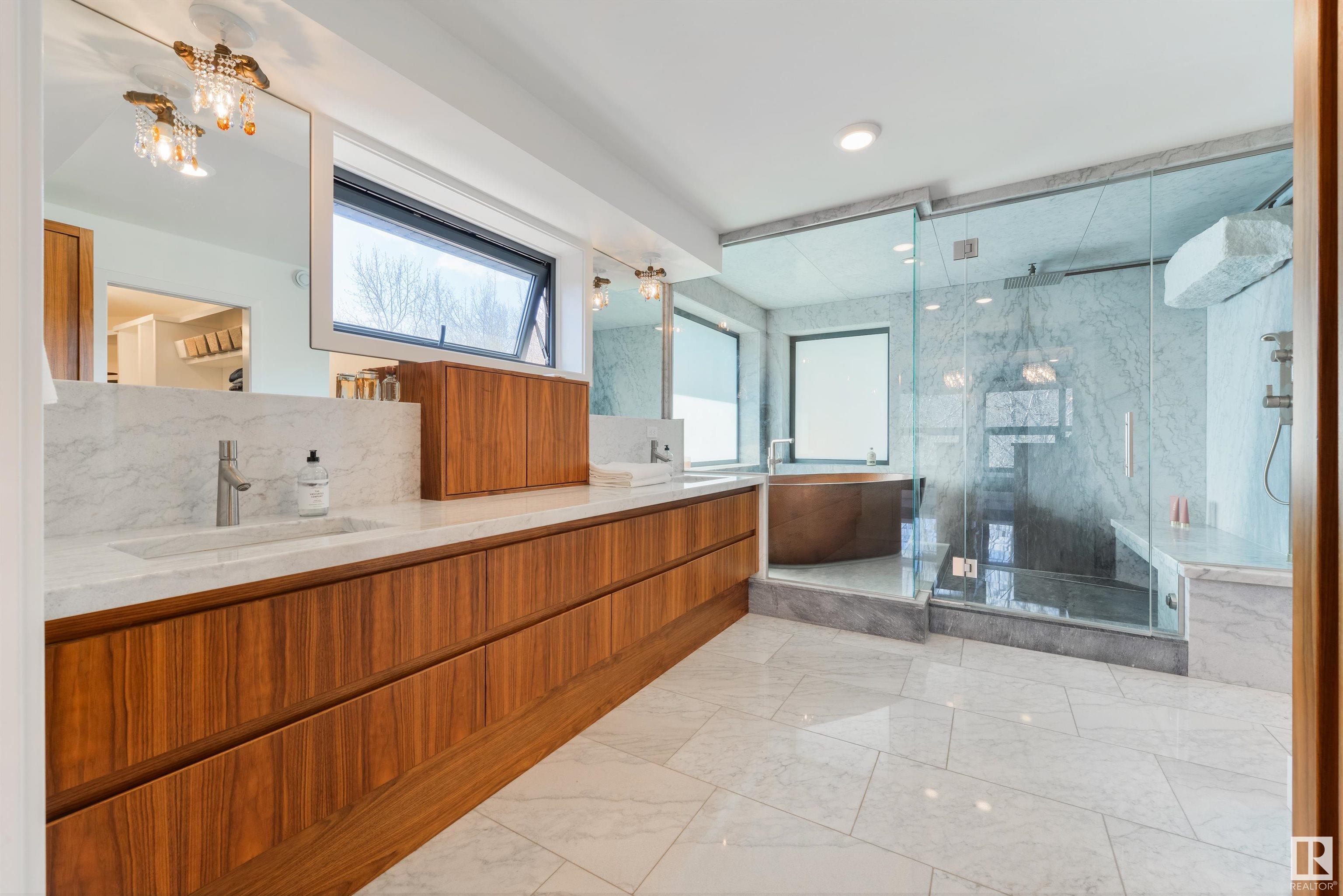      9213 97 ST NW , Edmonton,  ,T6E 3L1 ;  Listing Number: MLS E4385749