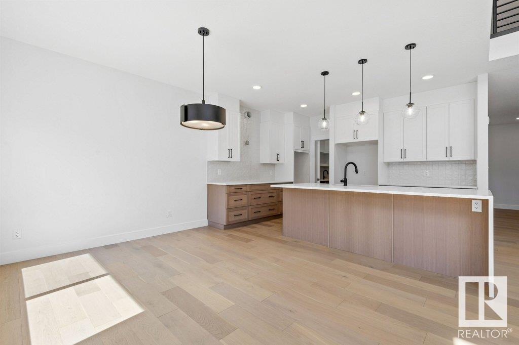      19 FOSBURY LI , Sherwood Park,  ,T8B 0B4 ;  Listing Number: MLS E4387486