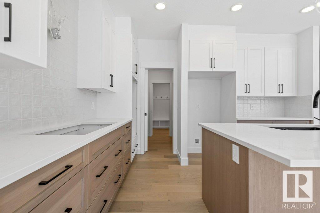      19 FOSBURY LI , Sherwood Park,  ,T8B 0B4 ;  Listing Number: MLS E4387486