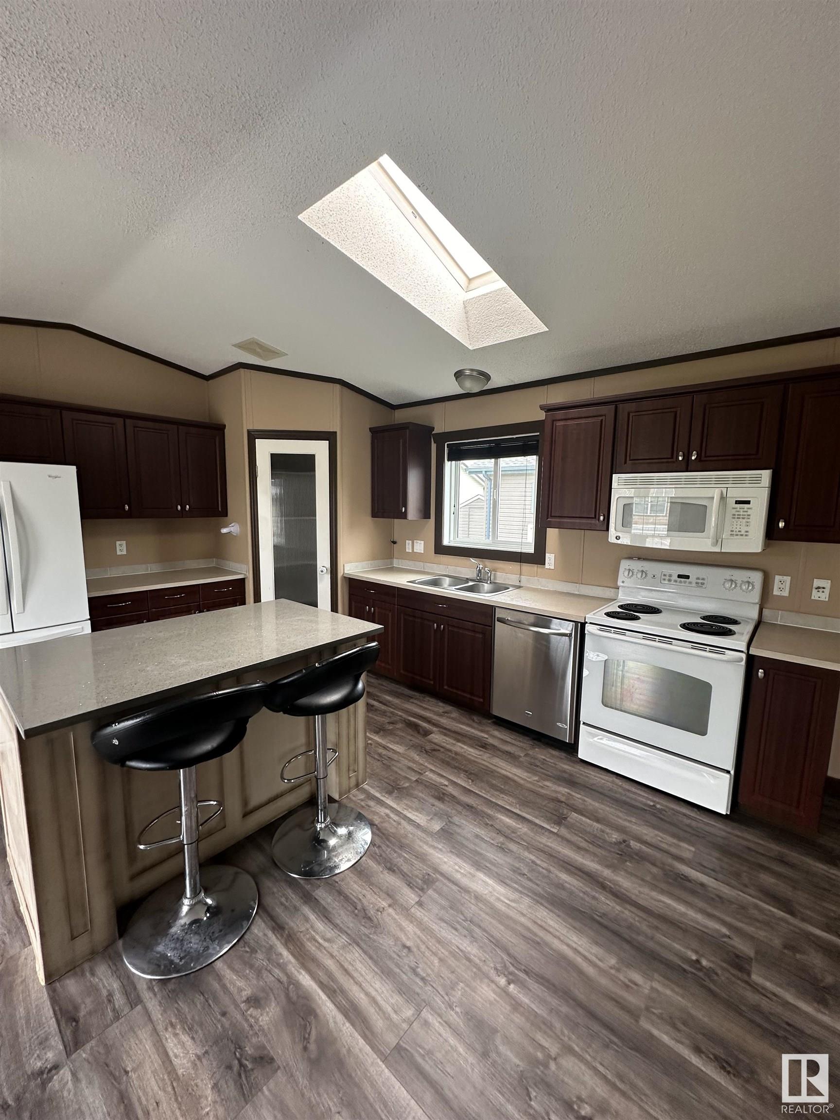      5909 Labrador RD , Cold Lake,  ,T9M 0C6 ;  Listing Number: MLS E4387718