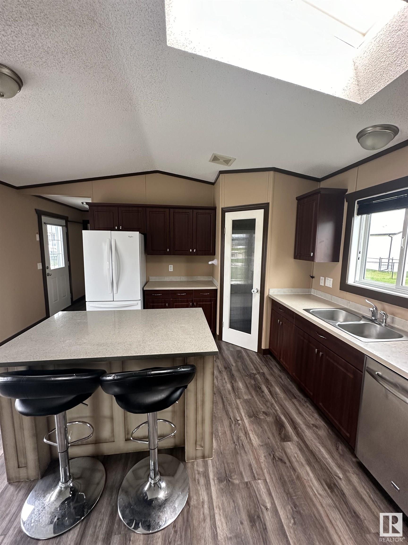      5909 Labrador RD , Cold Lake,  ,T9M 0C6 ;  Listing Number: MLS E4387718