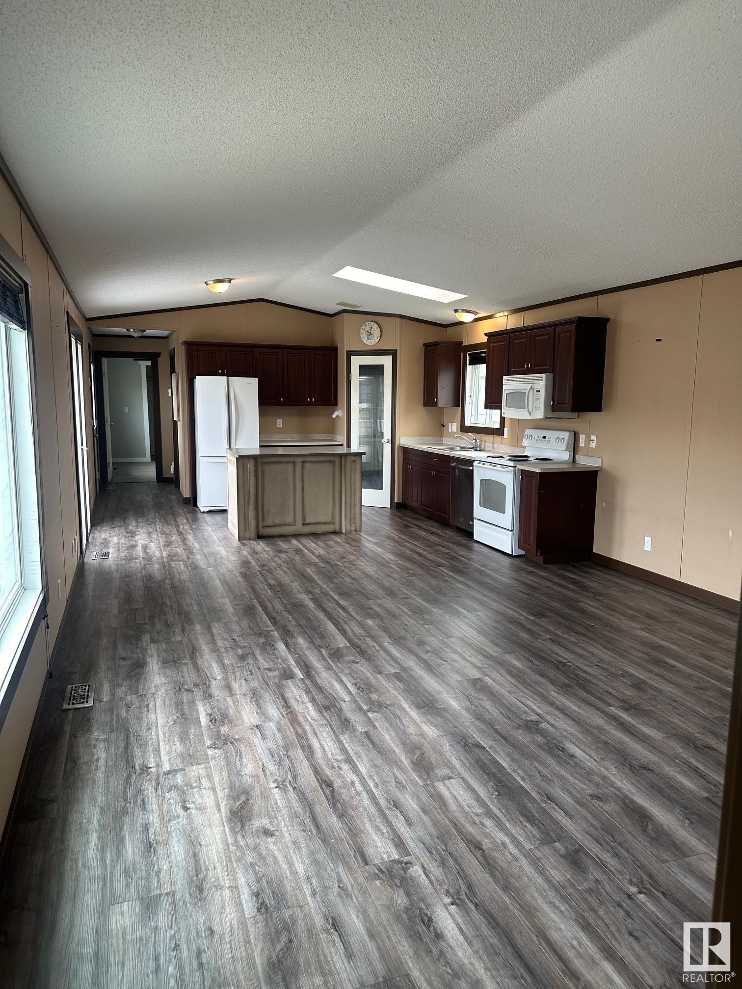      5909 Labrador RD , Cold Lake,  ,T9M 0C6 ;  Listing Number: MLS E4387718