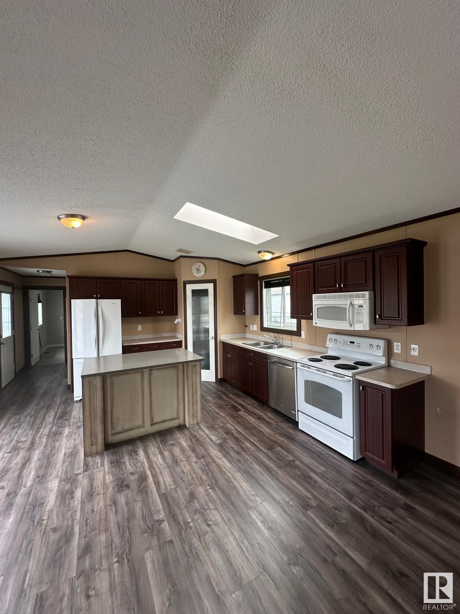      5909 Labrador RD , Cold Lake,  ,T9M 0C6 ;  Listing Number: MLS E4387718
