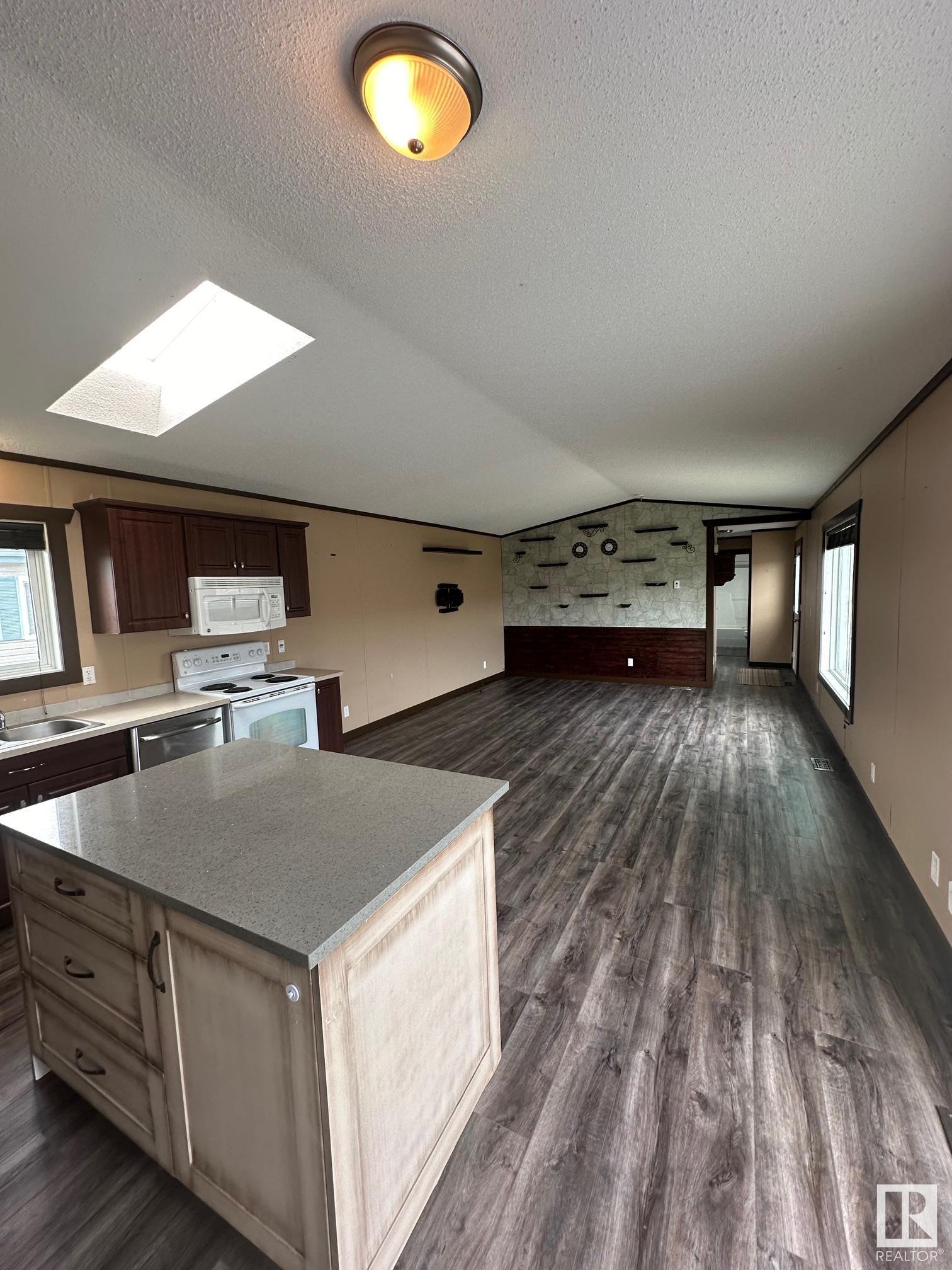      5909 Labrador RD , Cold Lake,  ,T9M 0C6 ;  Listing Number: MLS E4387718