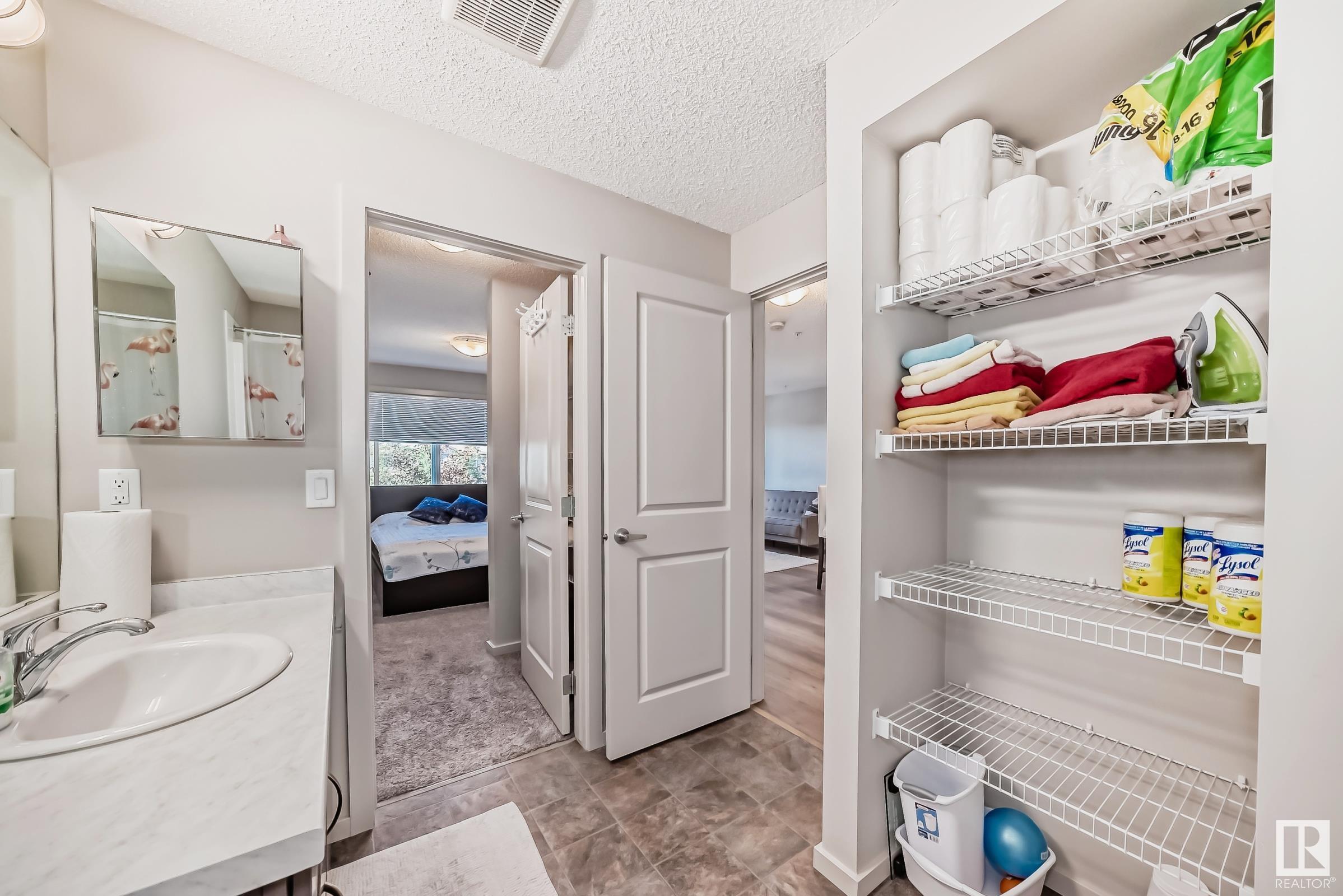      #218 5404 7 AV SW , Edmonton,  ,T6X 2K4 ;  Listing Number: MLS E4389163
