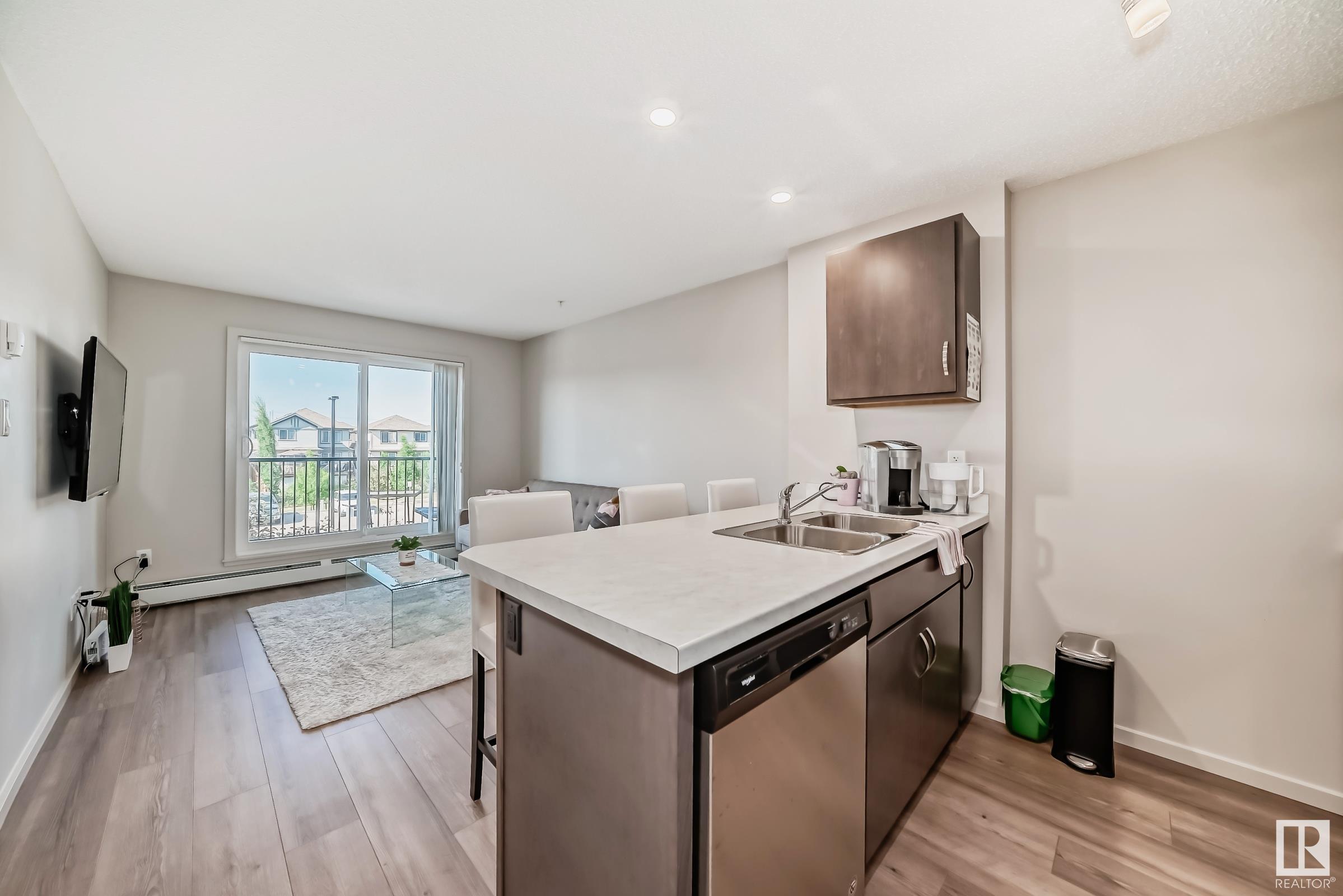      #218 5404 7 AV SW , Edmonton,  ,T6X 2K4 ;  Listing Number: MLS E4389163