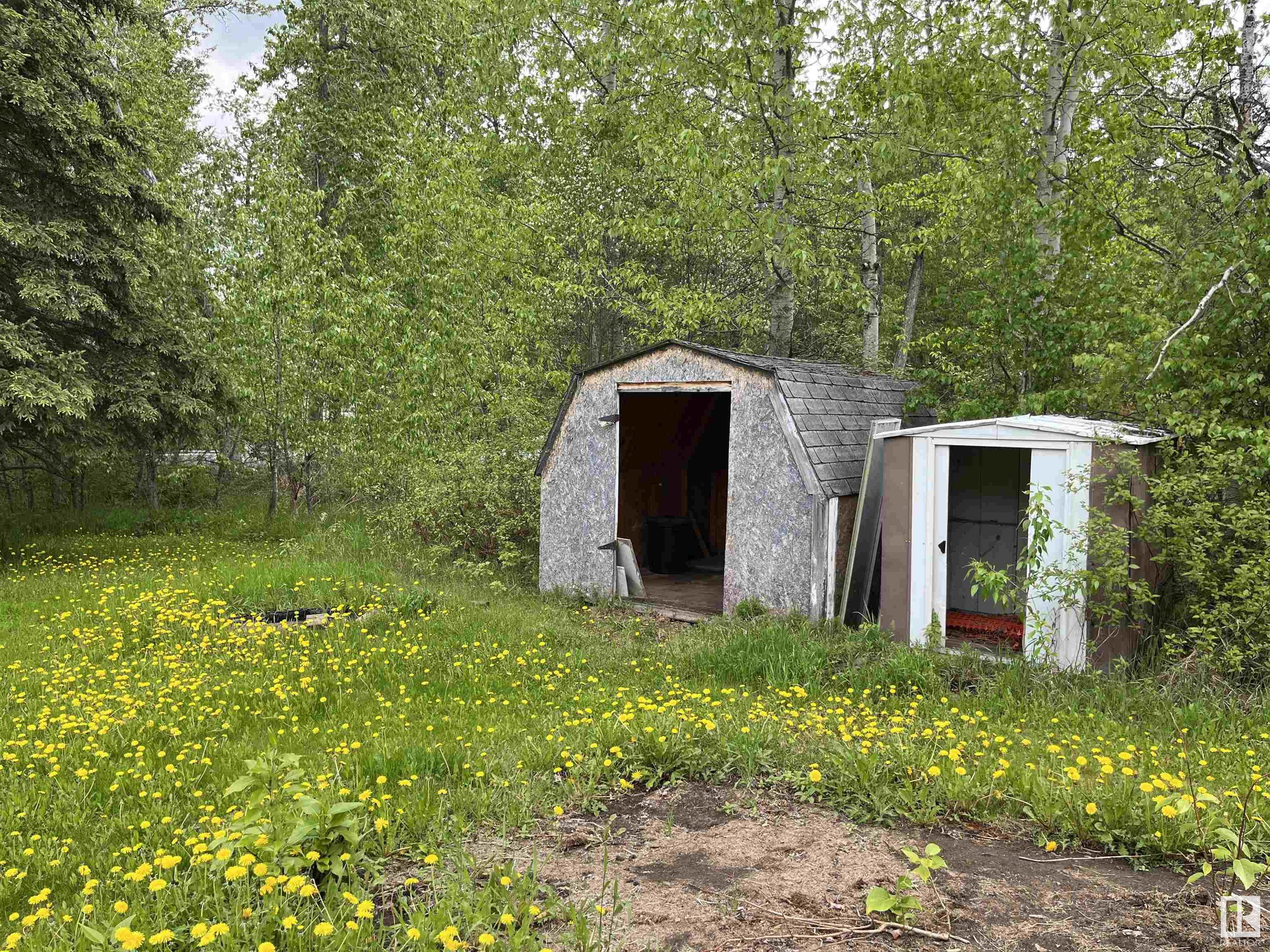      90 4418 Hwy 633 , Rural Lac Ste. Anne County,  ,T0E 0L0 ;  Listing Number: MLS E4391258