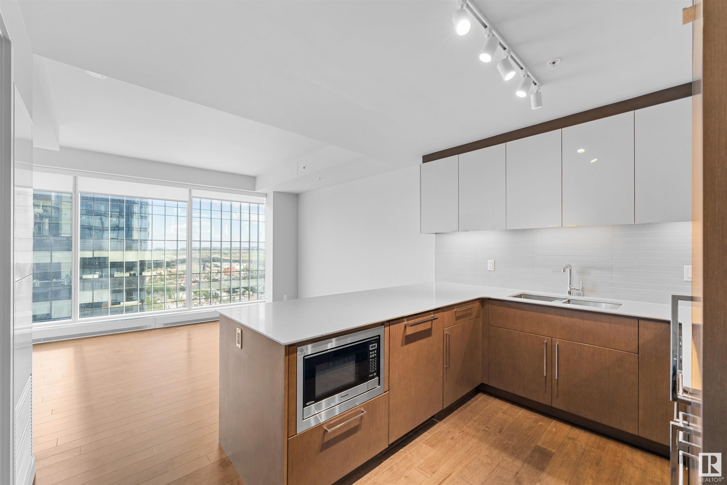      #3408 10360 102 ST NW , Edmonton,  ,T5J 0K6 ;  Listing Number: MLS E4392550