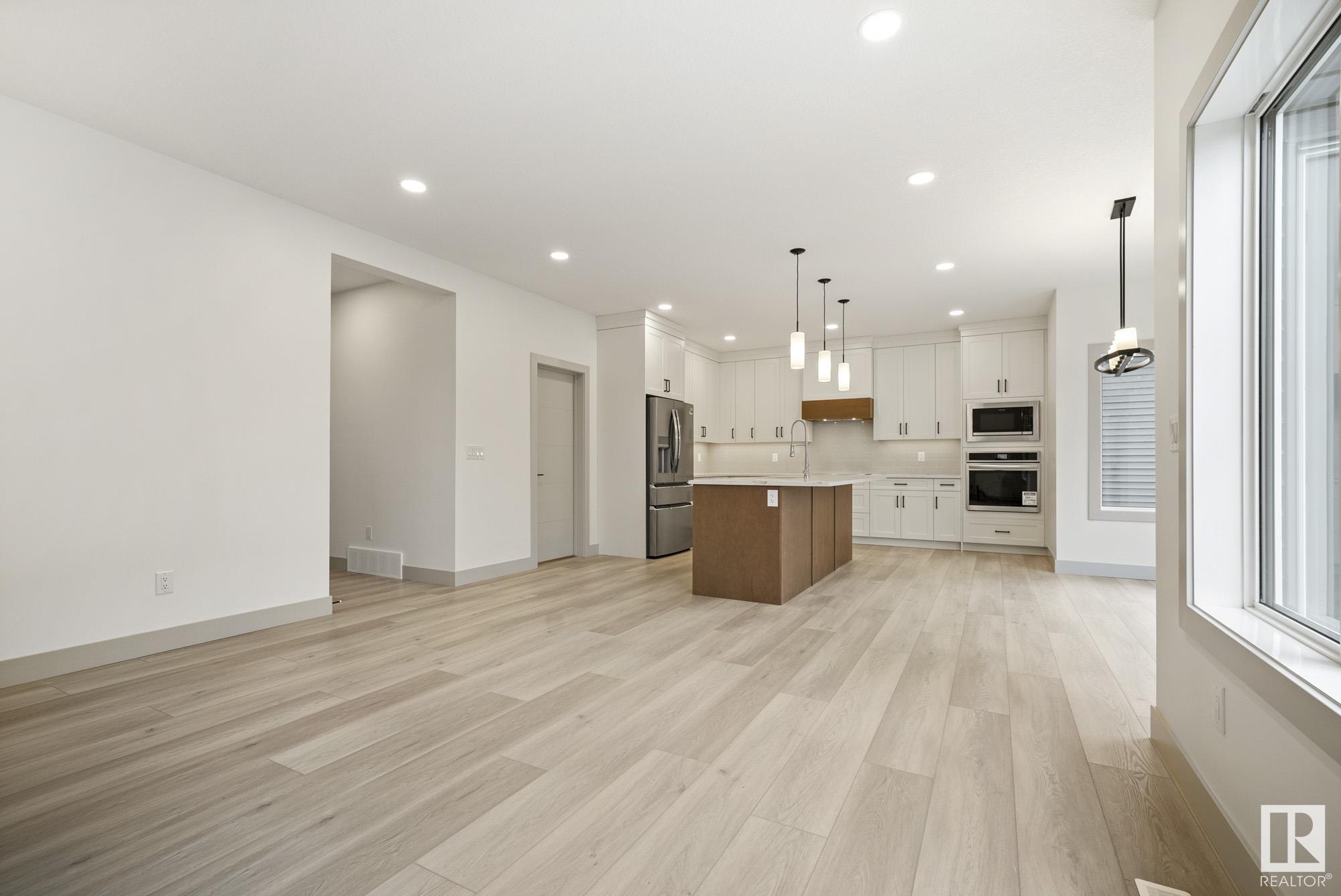      6638 KNOX PL SW , Edmonton,  ,T6W 4A1 ;  Listing Number: MLS E4396006