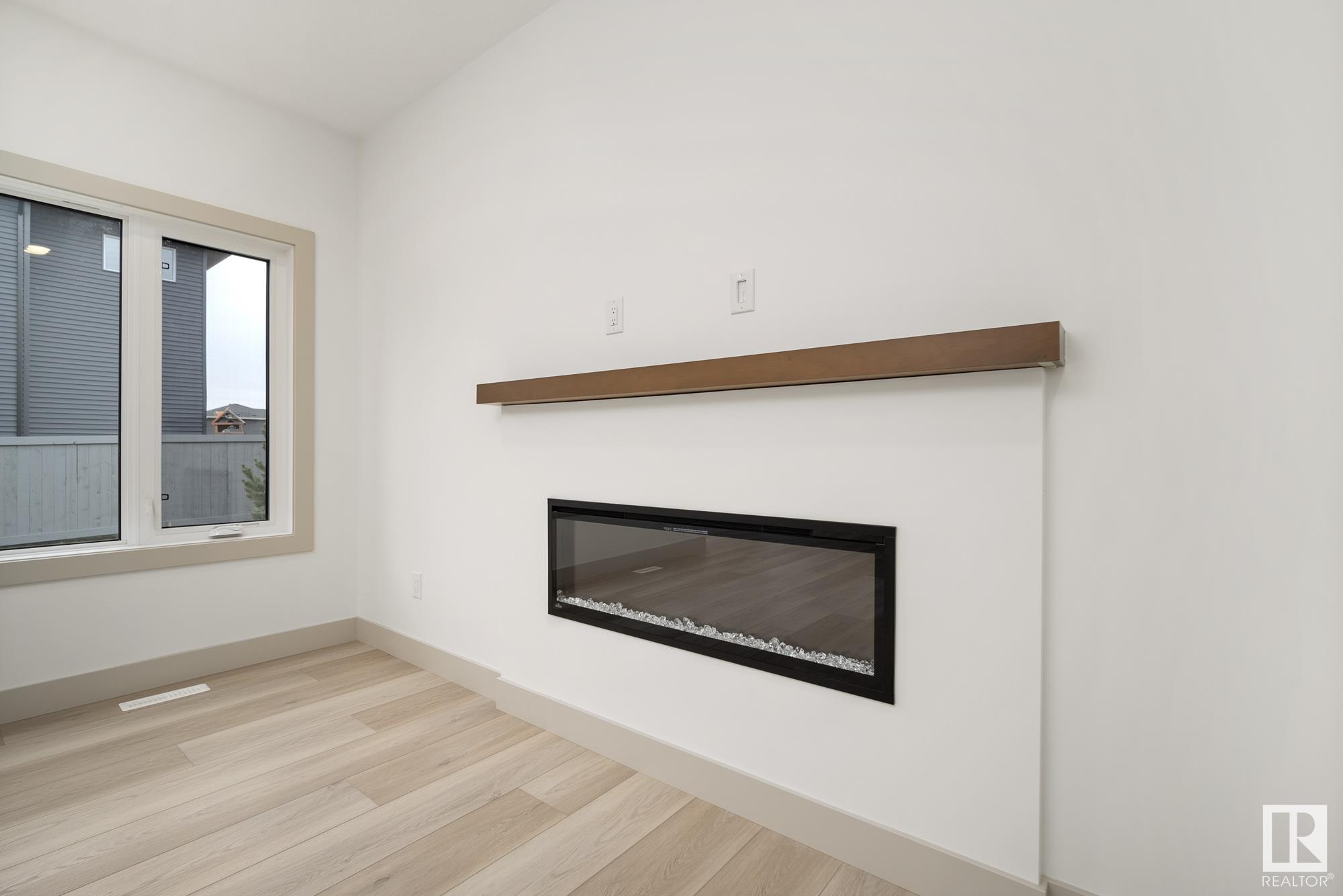      6638 KNOX PL SW , Edmonton,  ,T6W 4A1 ;  Listing Number: MLS E4396006