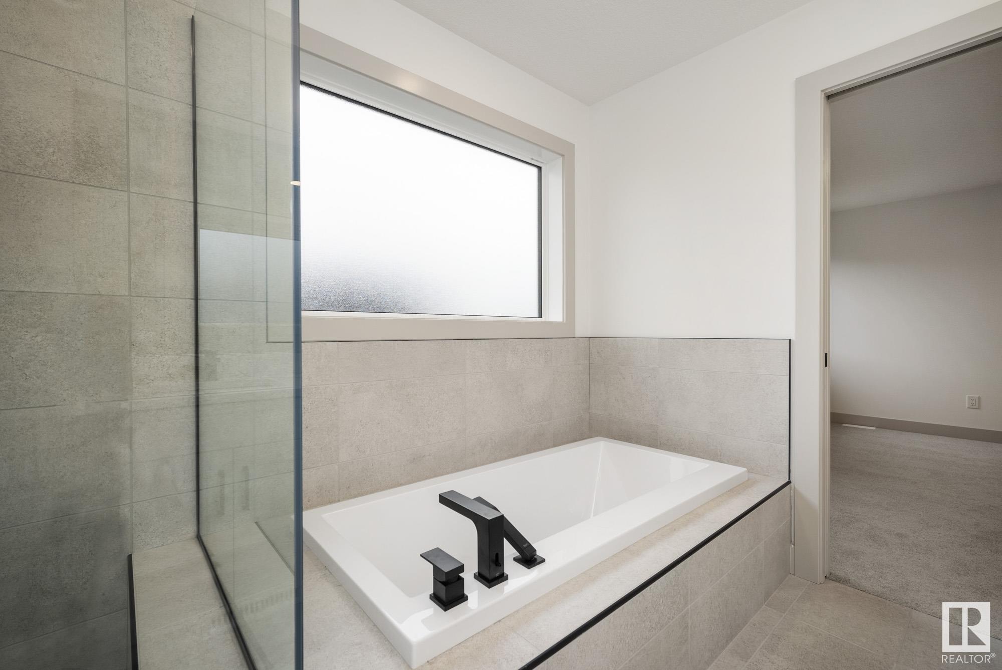      6638 KNOX PL SW , Edmonton,  ,T6W 4A1 ;  Listing Number: MLS E4396006