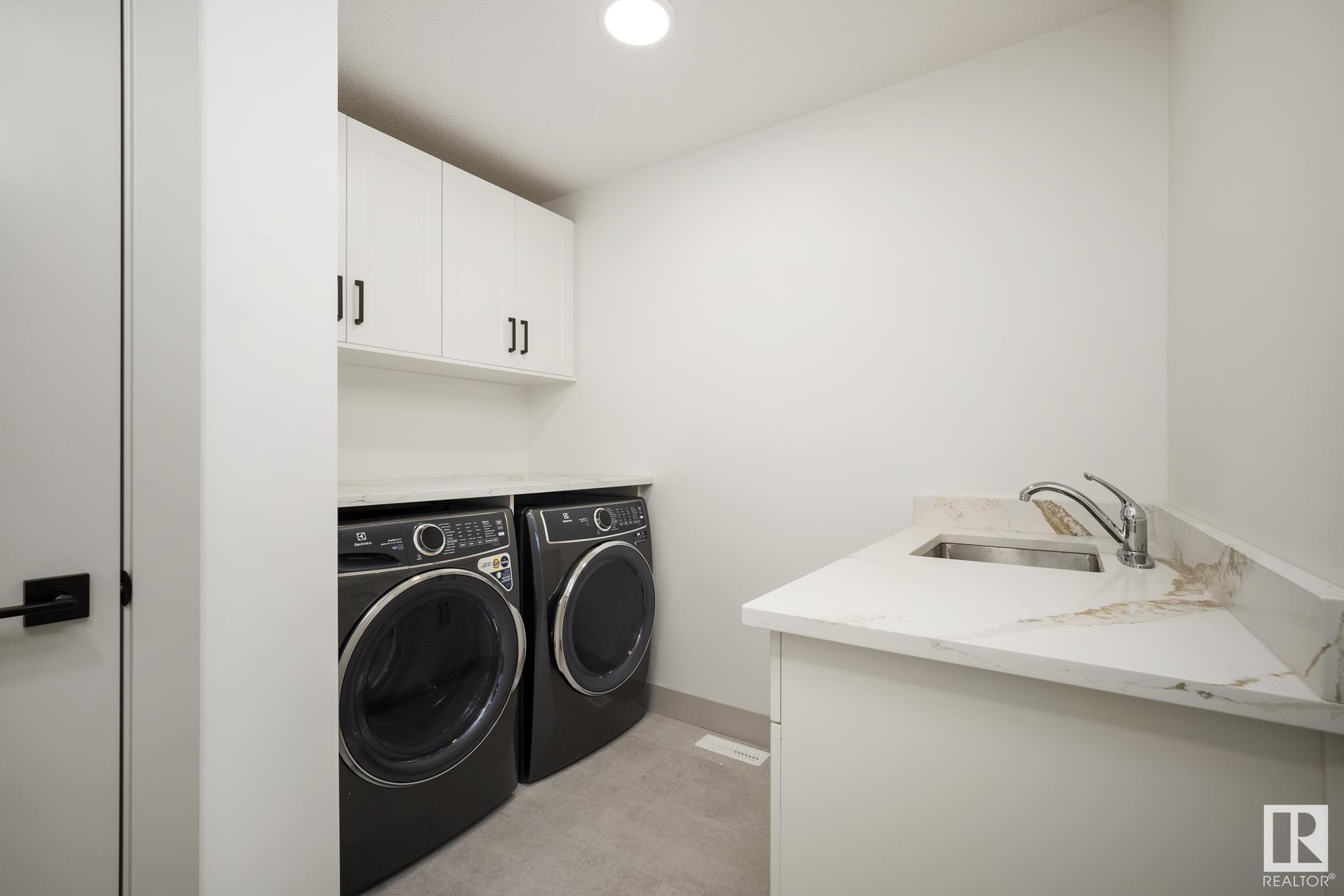     6638 KNOX PL SW , Edmonton,  ,T6W 4A1 ;  Listing Number: MLS E4396006