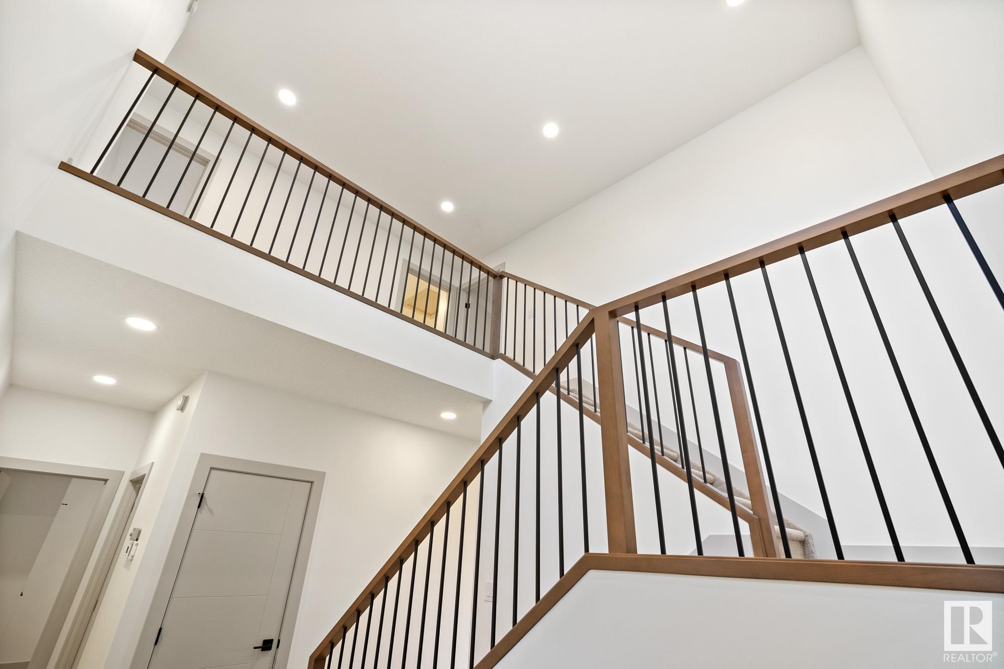      6638 KNOX PL SW , Edmonton,  ,T6W 4A1 ;  Listing Number: MLS E4396006