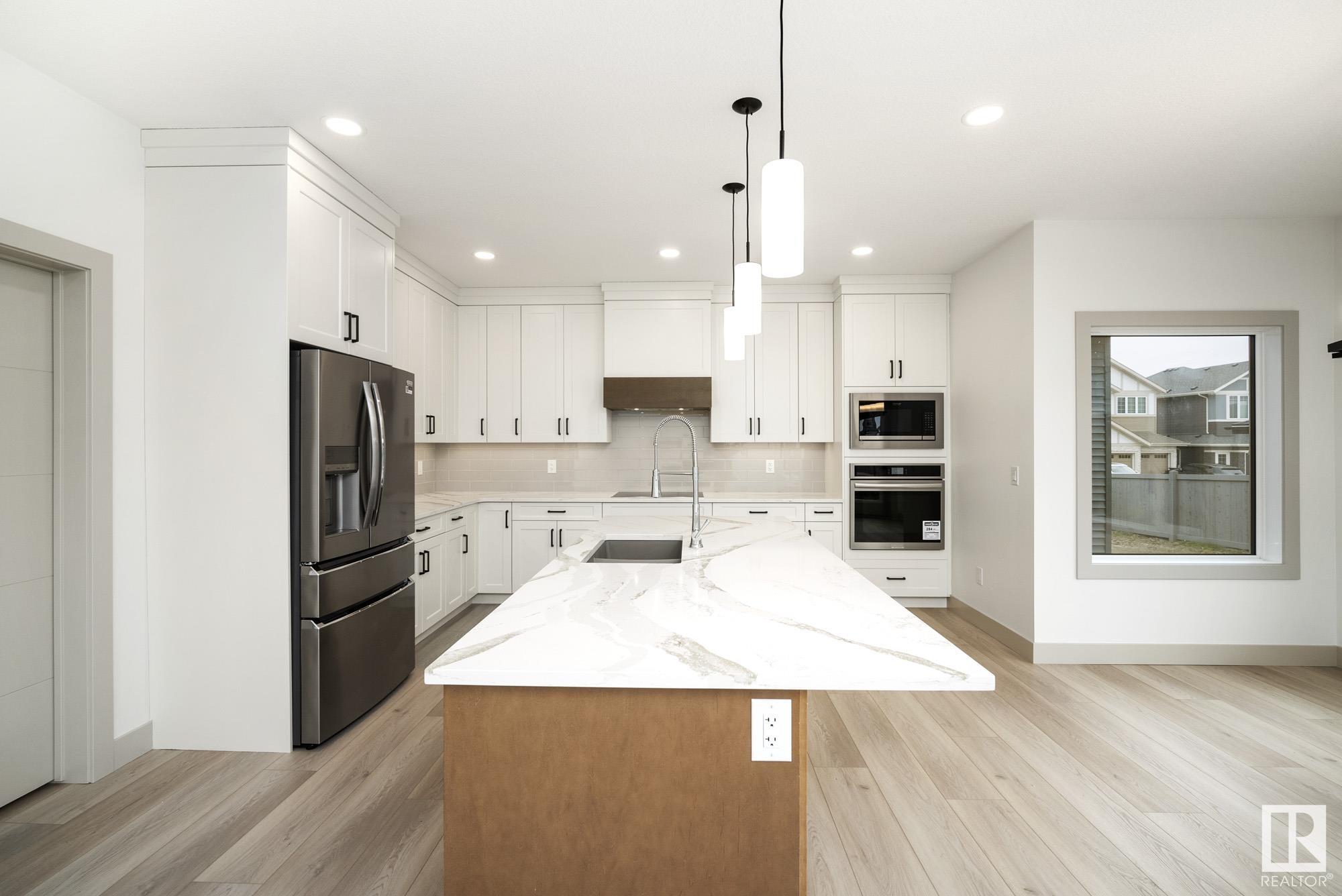      6638 KNOX PL SW , Edmonton,  ,T6W 4A1 ;  Listing Number: MLS E4396006