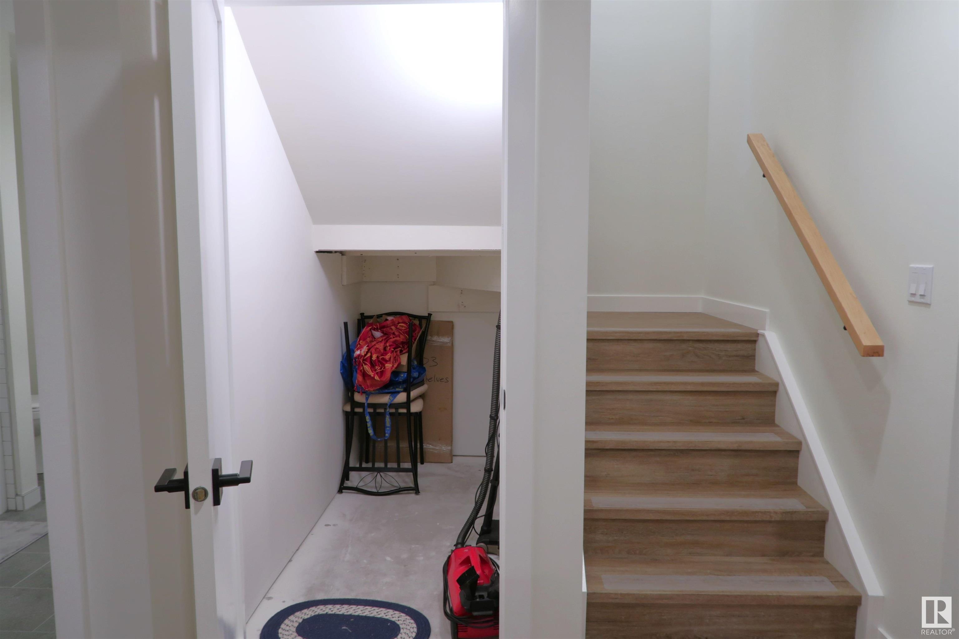      15325 97 AV NW , Edmonton,  ,T5X 5V3 ;  Listing Number: MLS E4397003