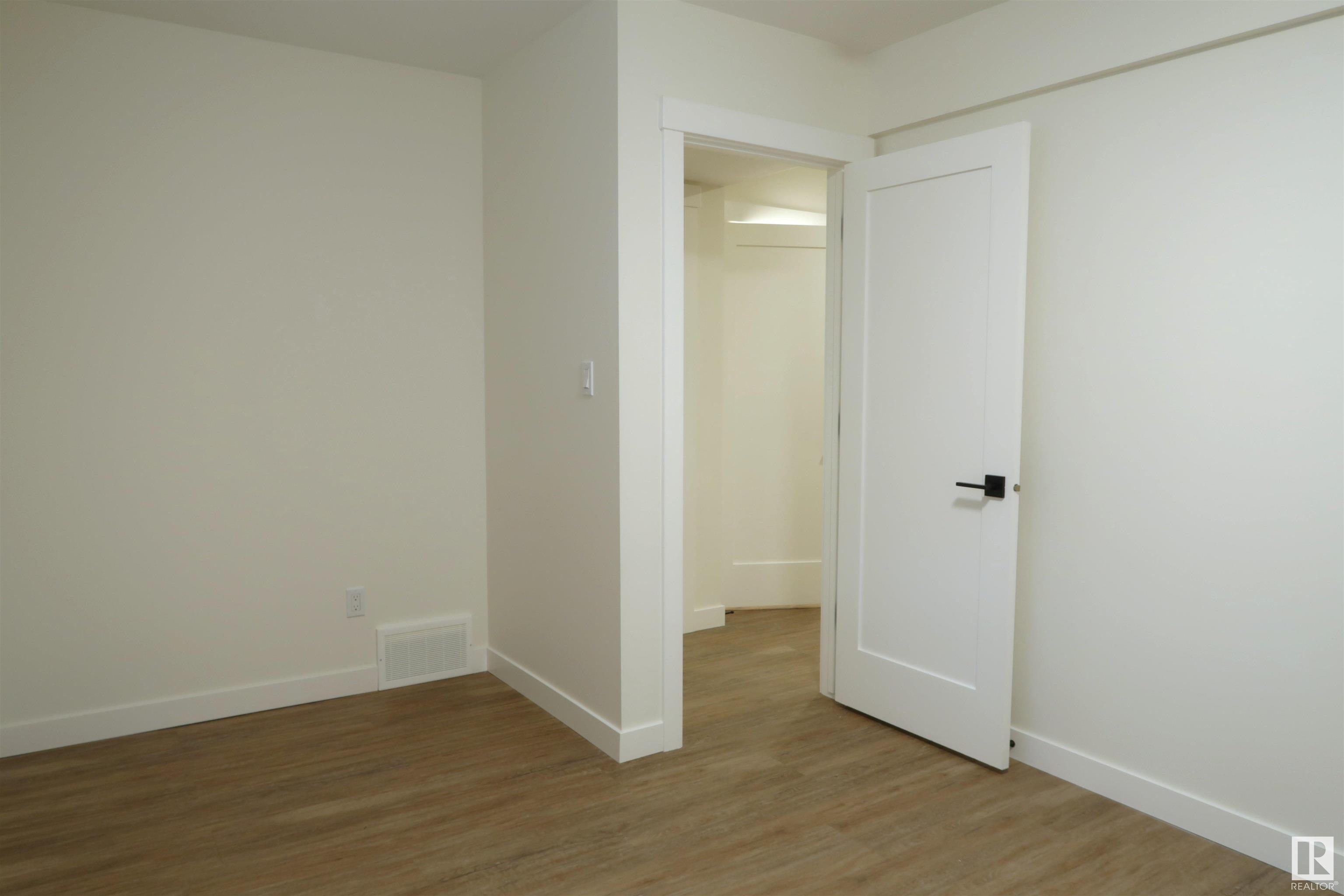      15325 97 AV NW , Edmonton,  ,T5X 5V3 ;  Listing Number: MLS E4397003