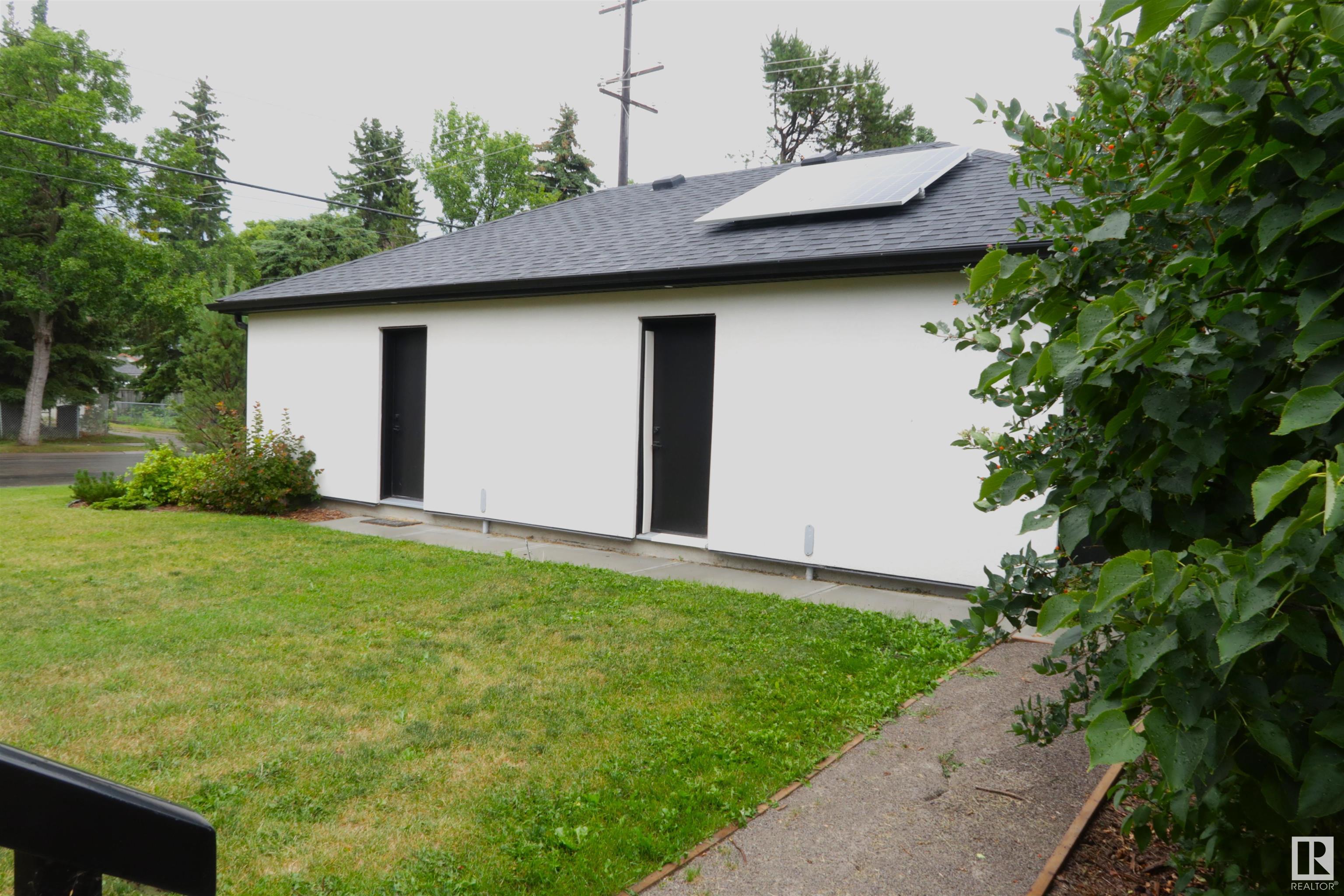      15325 97 AV NW , Edmonton,  ,T5X 5V3 ;  Listing Number: MLS E4397003