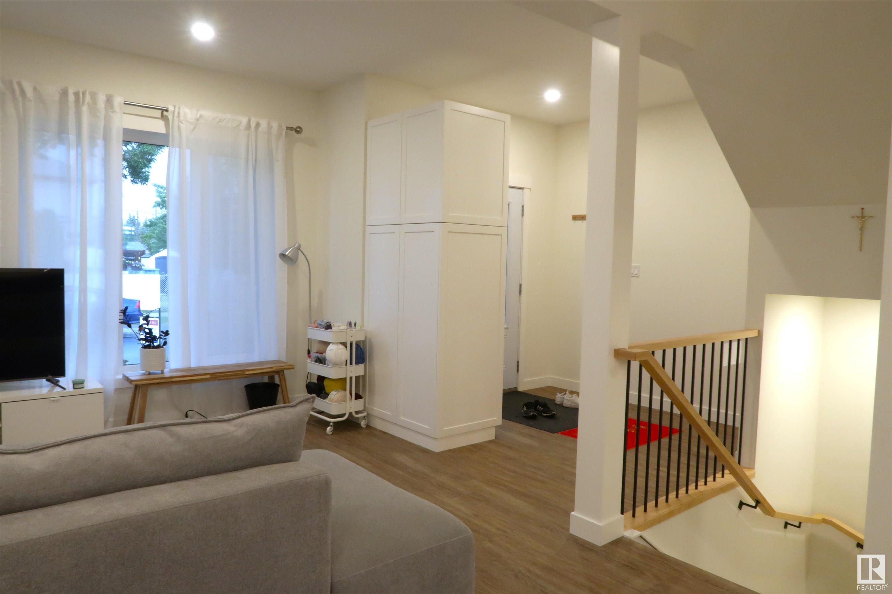      15325 97 AV NW , Edmonton,  ,T5X 5V3 ;  Listing Number: MLS E4397003