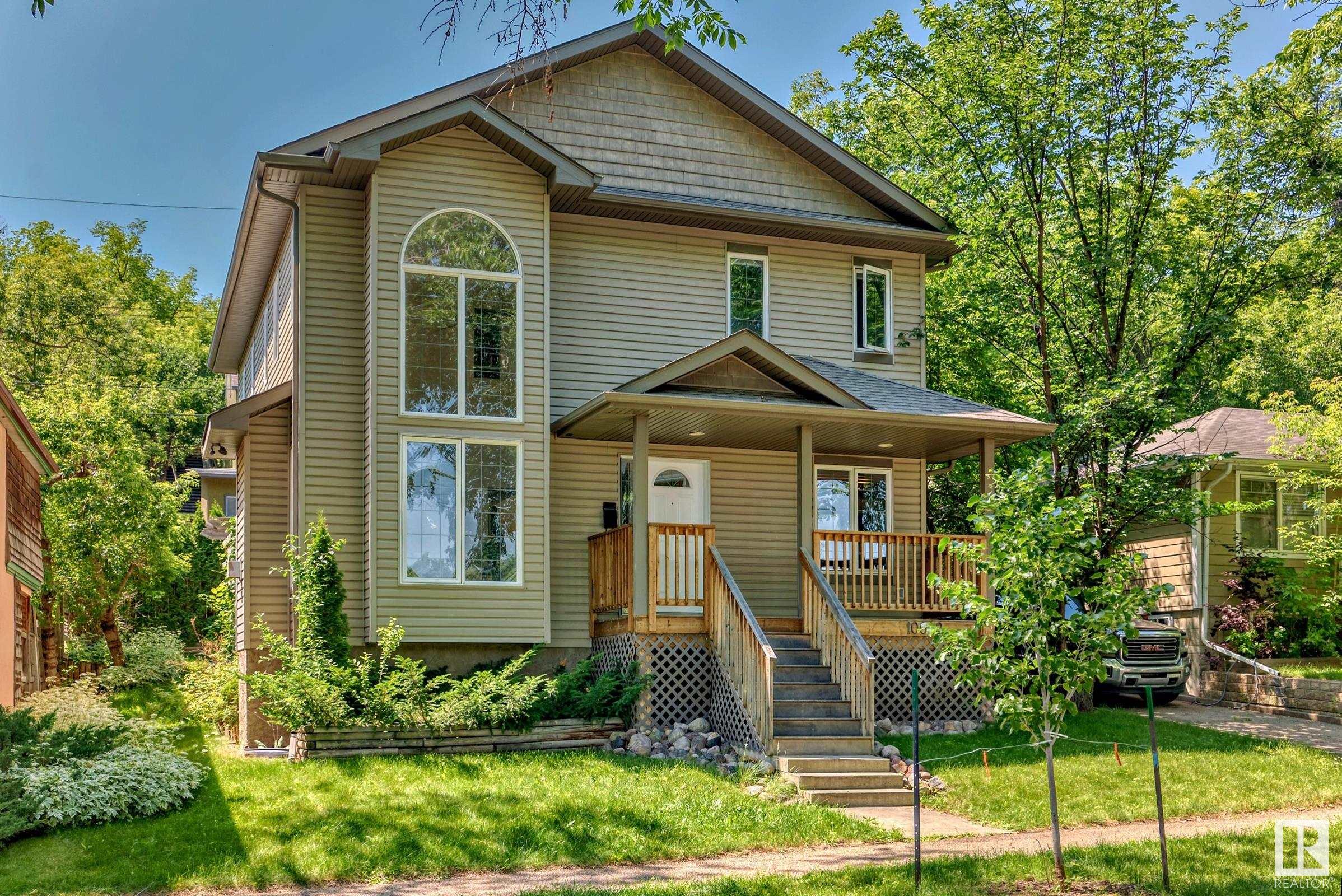      10048 93 ST NW , Edmonton,  ,T5H 1W7 ;  Listing Number: MLS E4397183
