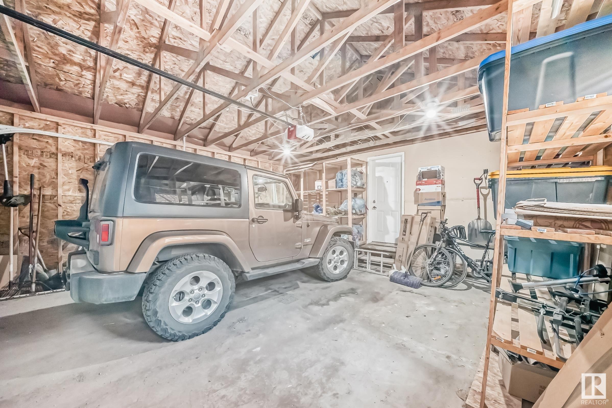      10048 93 ST NW , Edmonton,  ,T5H 1W7 ;  Listing Number: MLS E4397183