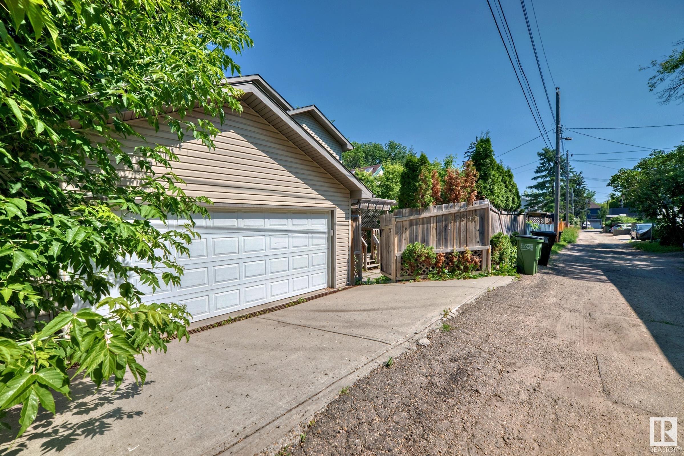      10048 93 ST NW , Edmonton,  ,T5H 1W7 ;  Listing Number: MLS E4397183