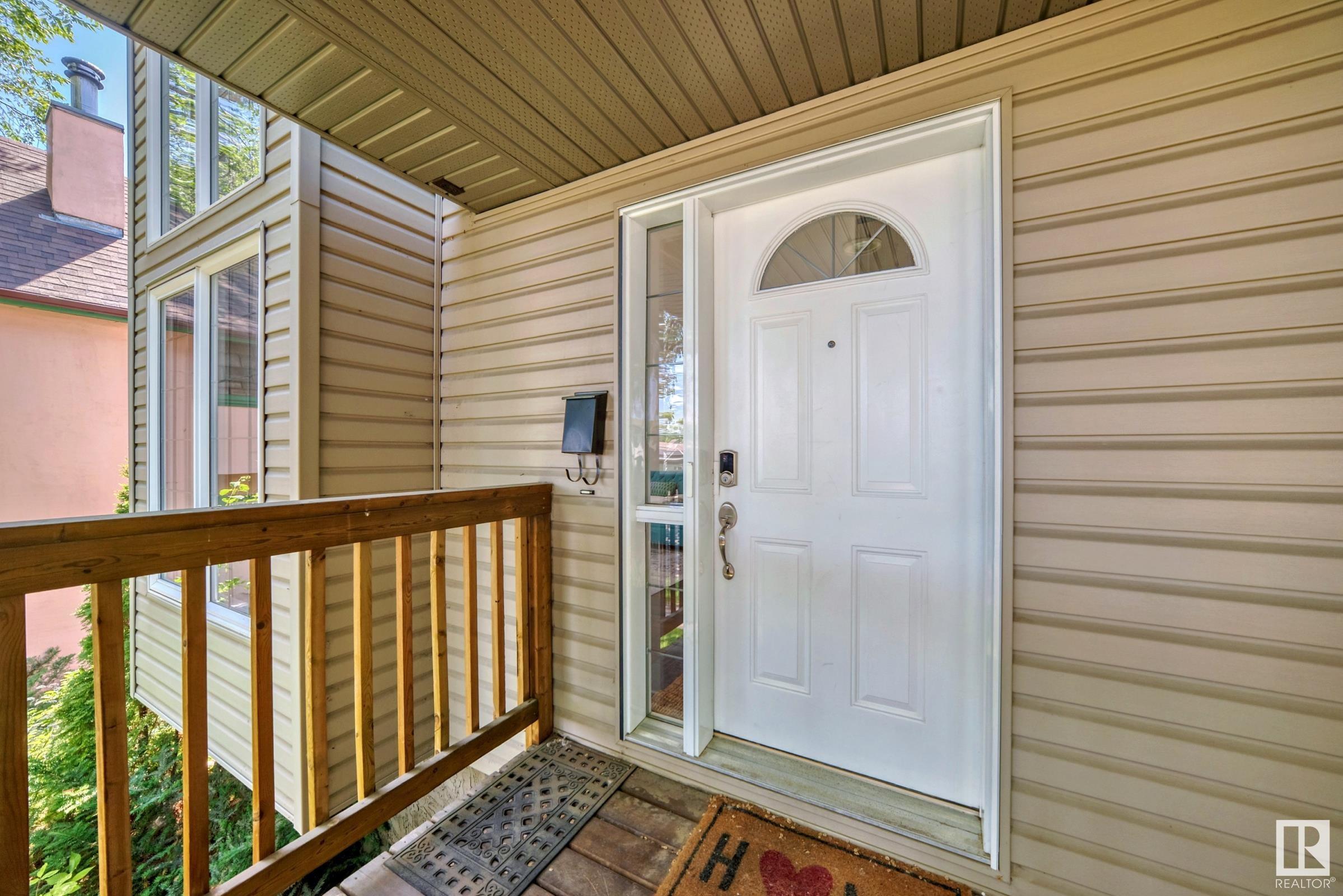      10048 93 ST NW , Edmonton,  ,T5H 1W7 ;  Listing Number: MLS E4397183