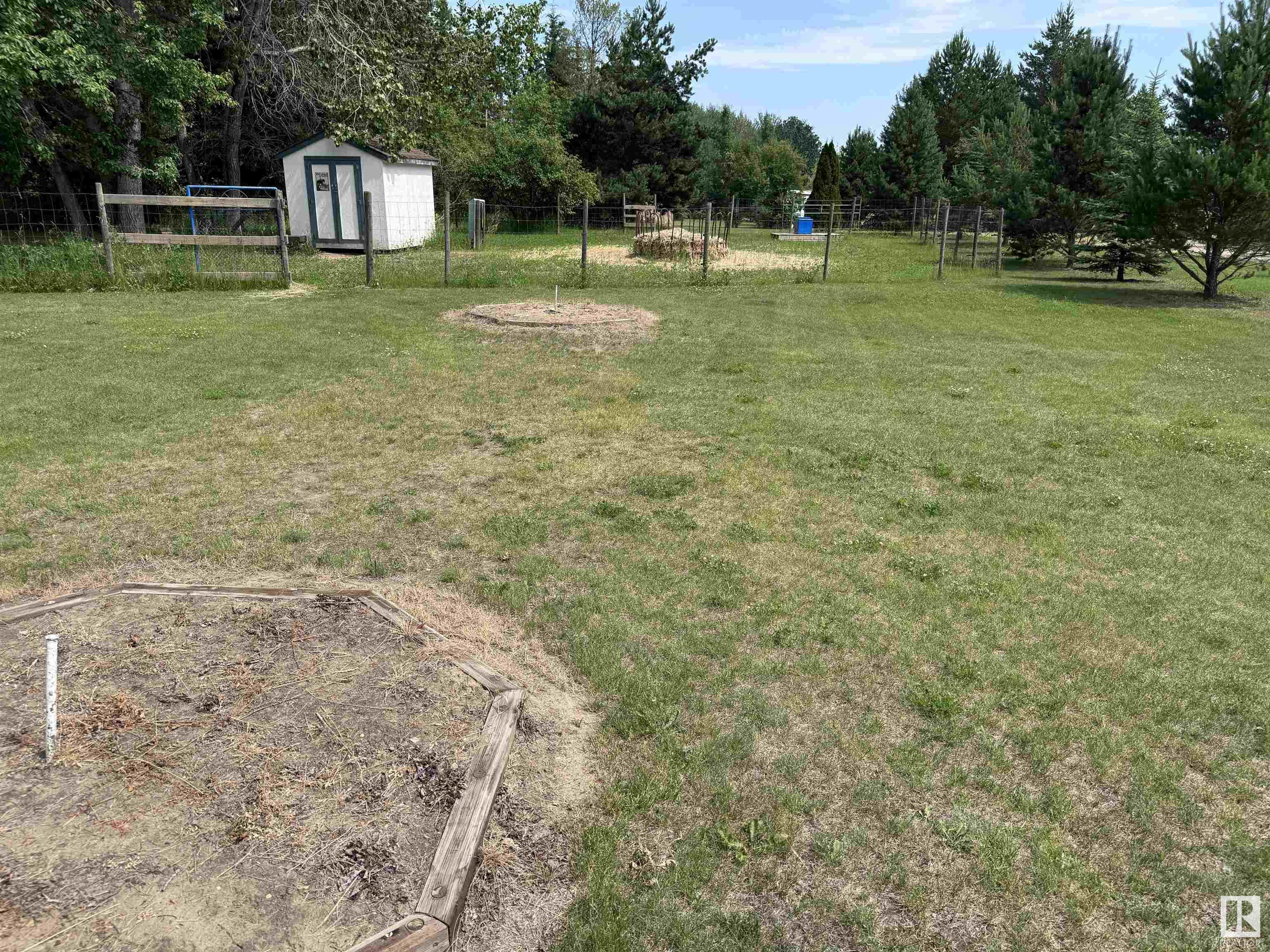      64108 RGE RD 272 , Rural Westlock County,  ,T0G 1H0 ;  Listing Number: MLS E4397717