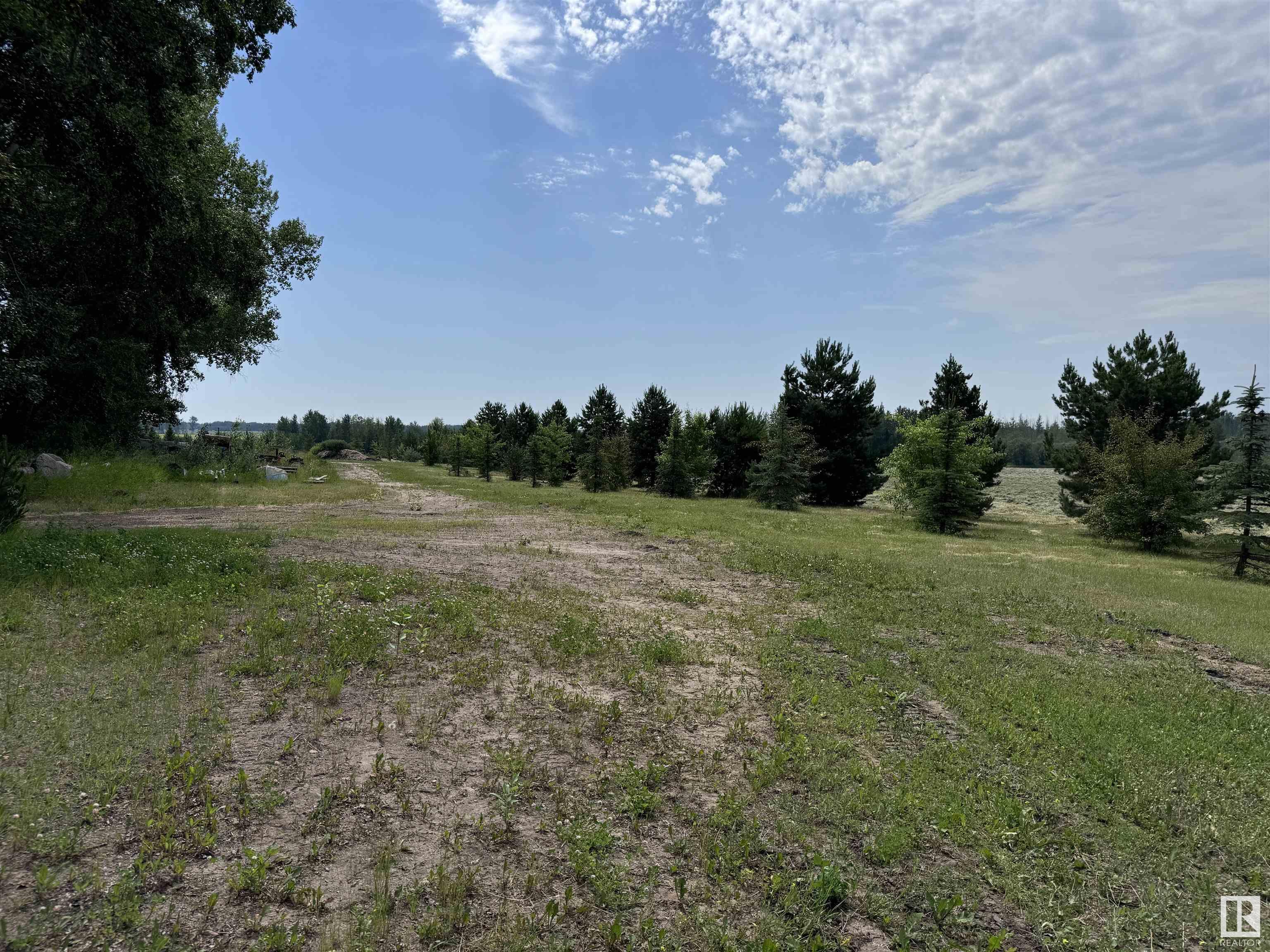      64108 RGE RD 272 , Rural Westlock County,  ,T0G 1H0 ;  Listing Number: MLS E4397717