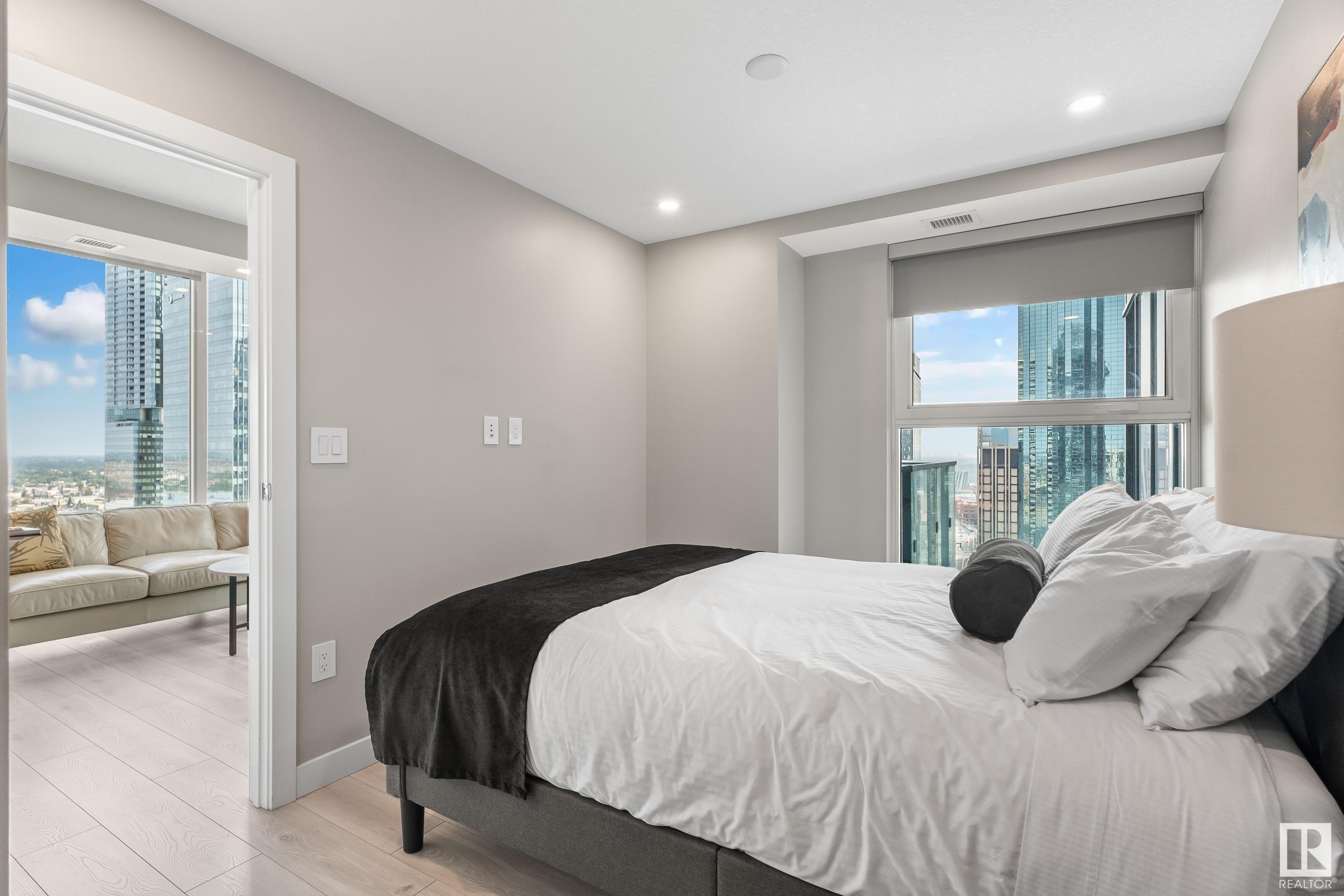      #2303 10180 103 ST NW , Edmonton,  ,T5J 0L1 ;  Listing Number: MLS E4397916